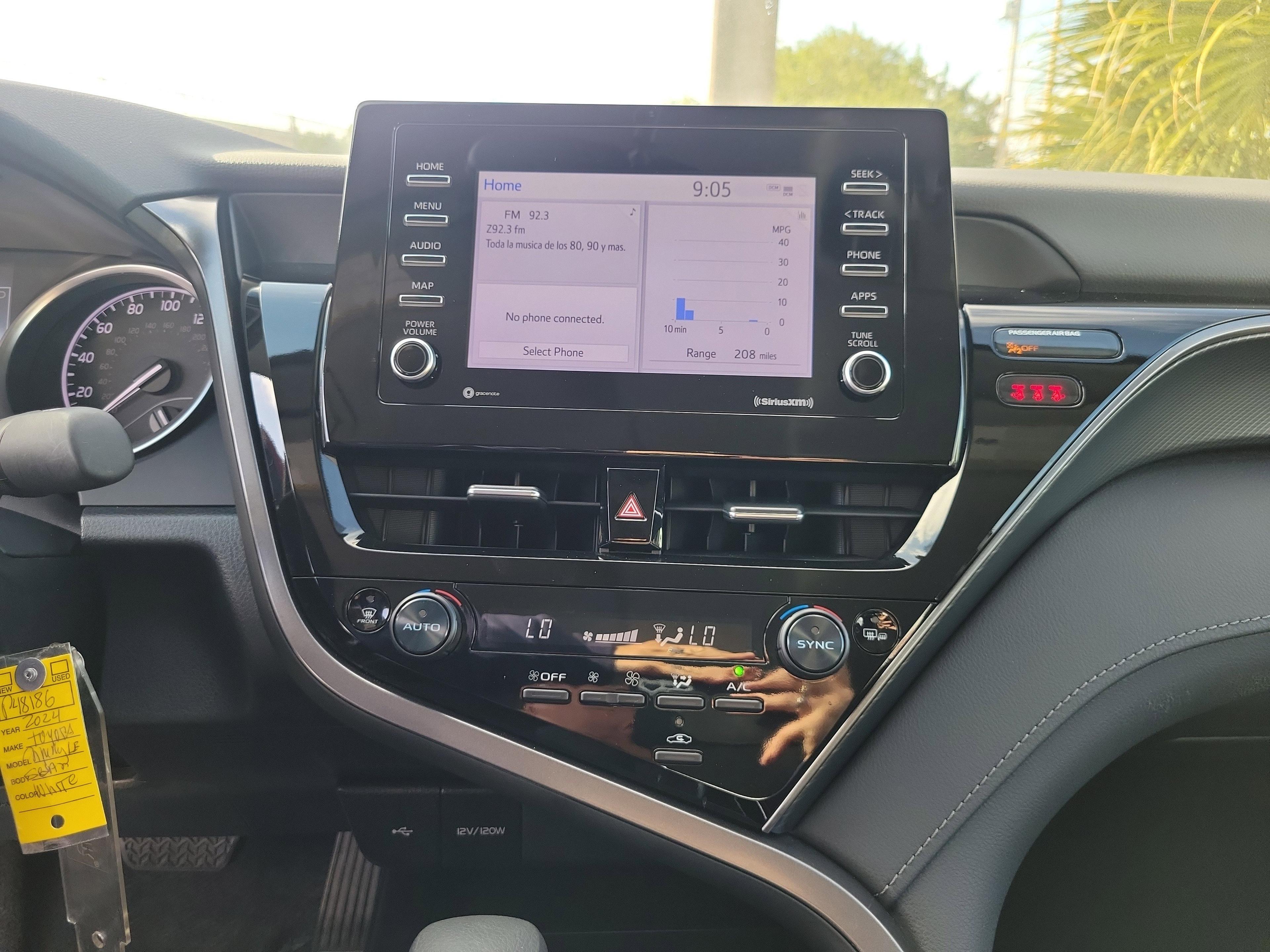 Toyota Camry Le Fwd - Thumbnail 20