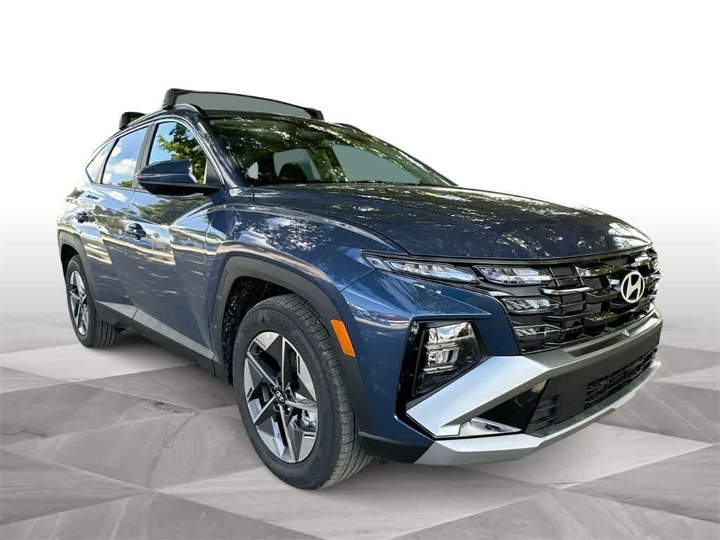 Hyundai Tucson Sel Fwd Fwd Sport Utility - Thumbnail 2