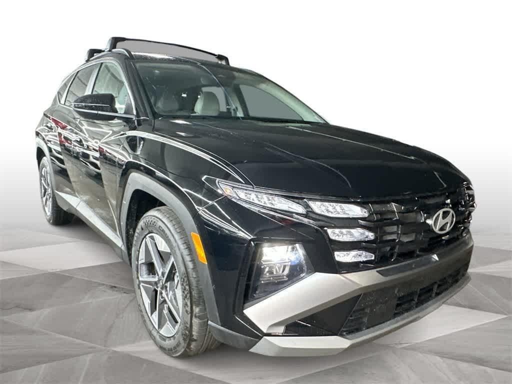 Hyundai Tucson Sel Fwd Fwd Sport Utility - Thumbnail 2