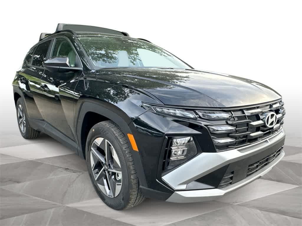 Hyundai Tucson Sel Fwd Fwd Sport Utility - Thumbnail 2