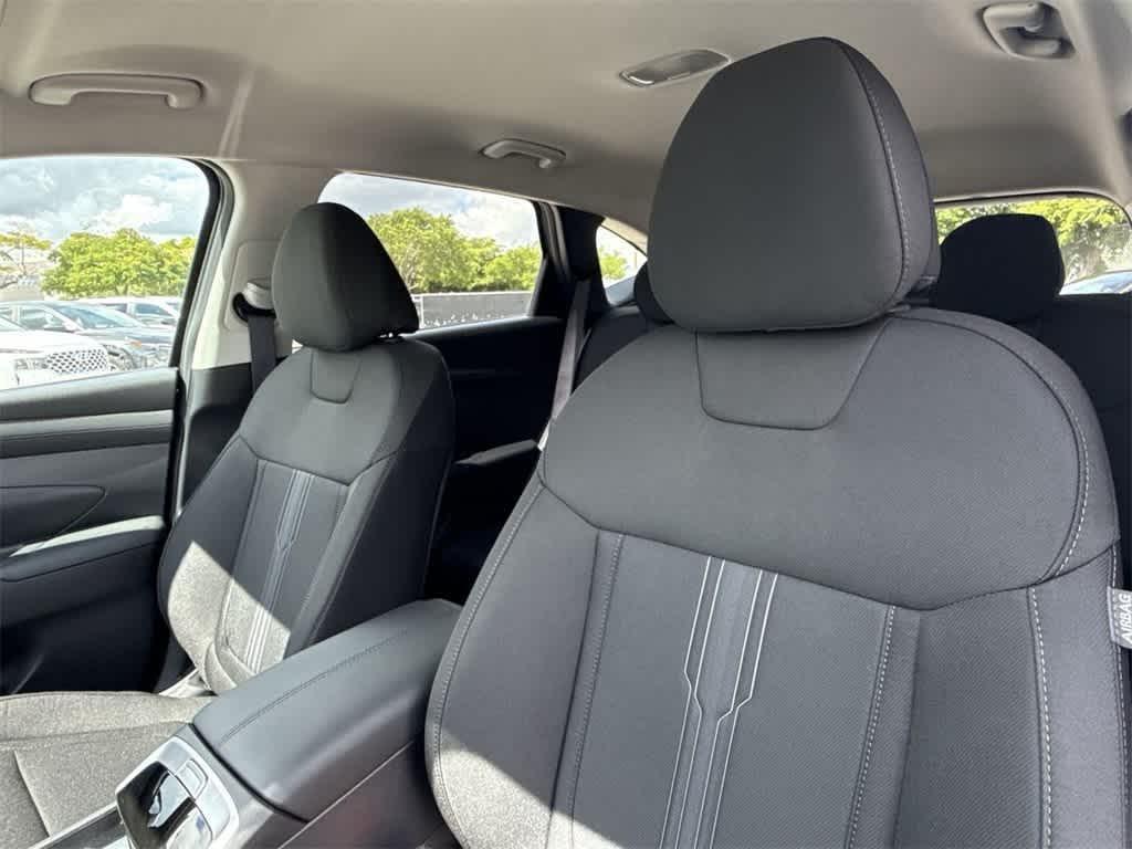 Hyundai Tucson Sel Fwd Fwd Sport Utility - Thumbnail 14