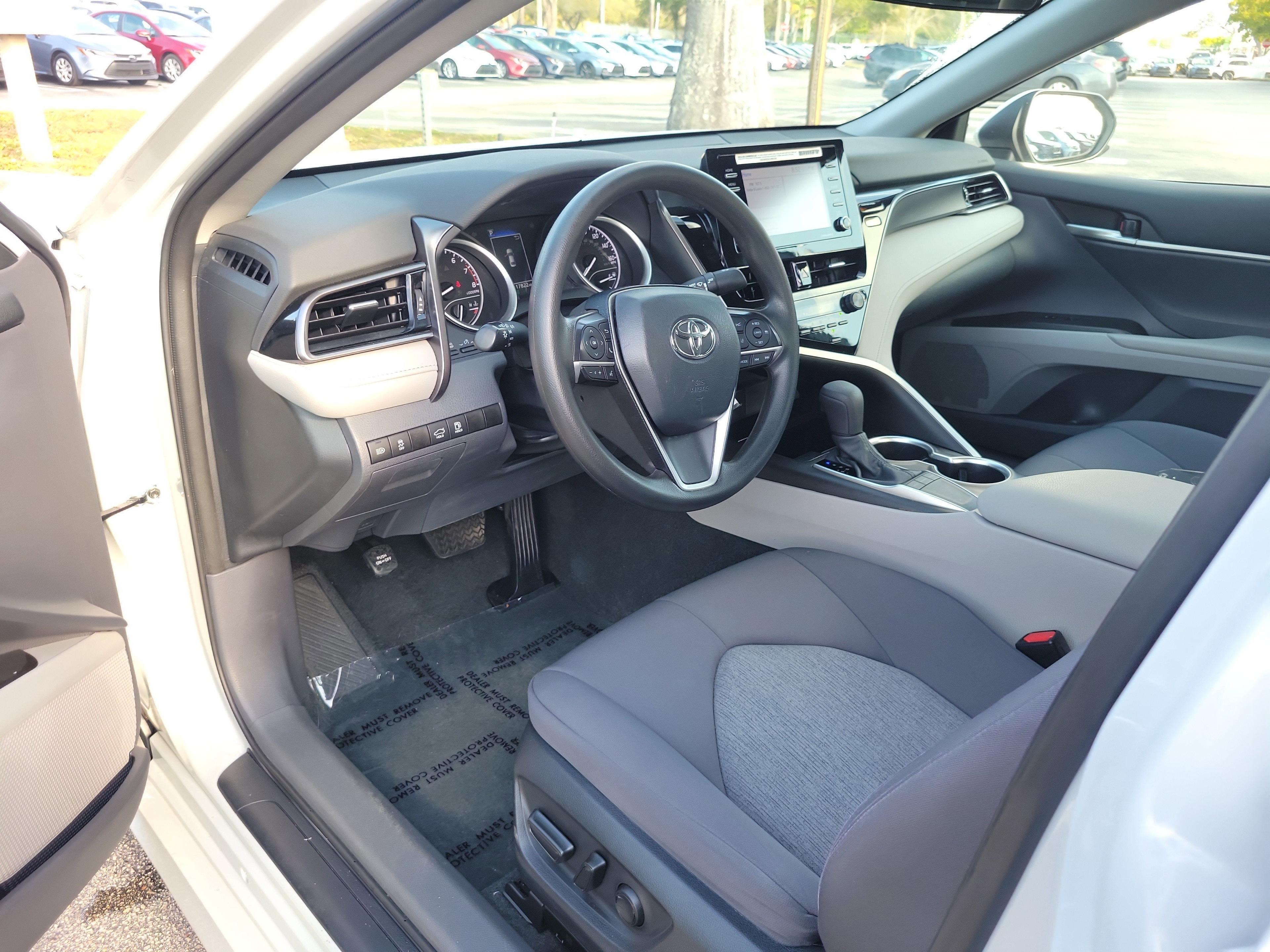 Toyota Camry Le Fwd - Thumbnail 12