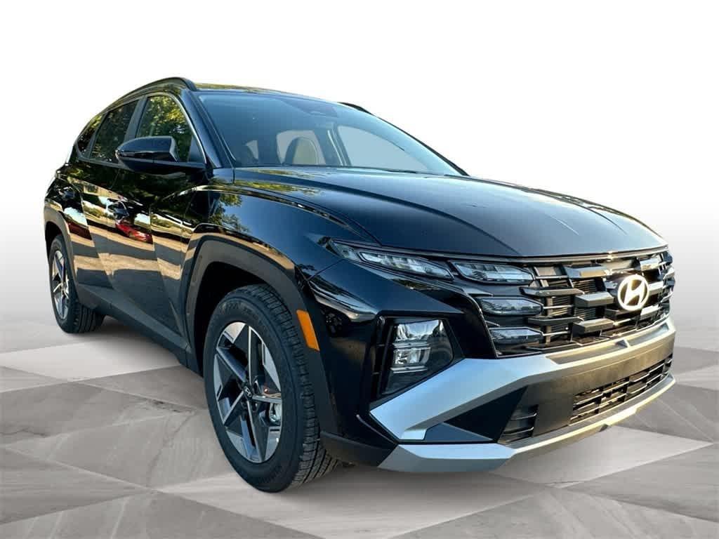 Hyundai Tucson Sel Fwd Fwd Sport Utility - Thumbnail 2