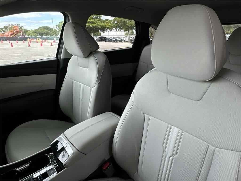Hyundai Tucson Sel Fwd Fwd Sport Utility - Thumbnail 14