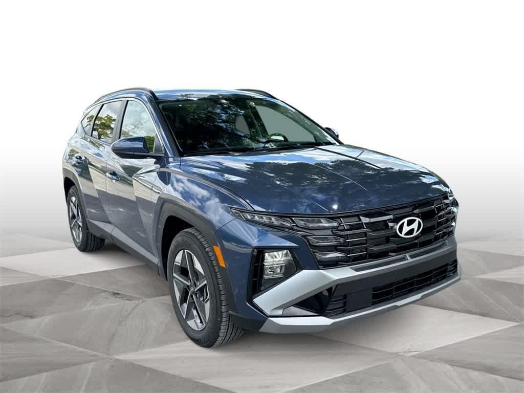 Hyundai Tucson Sel Fwd Fwd Sport Utility - Thumbnail 2