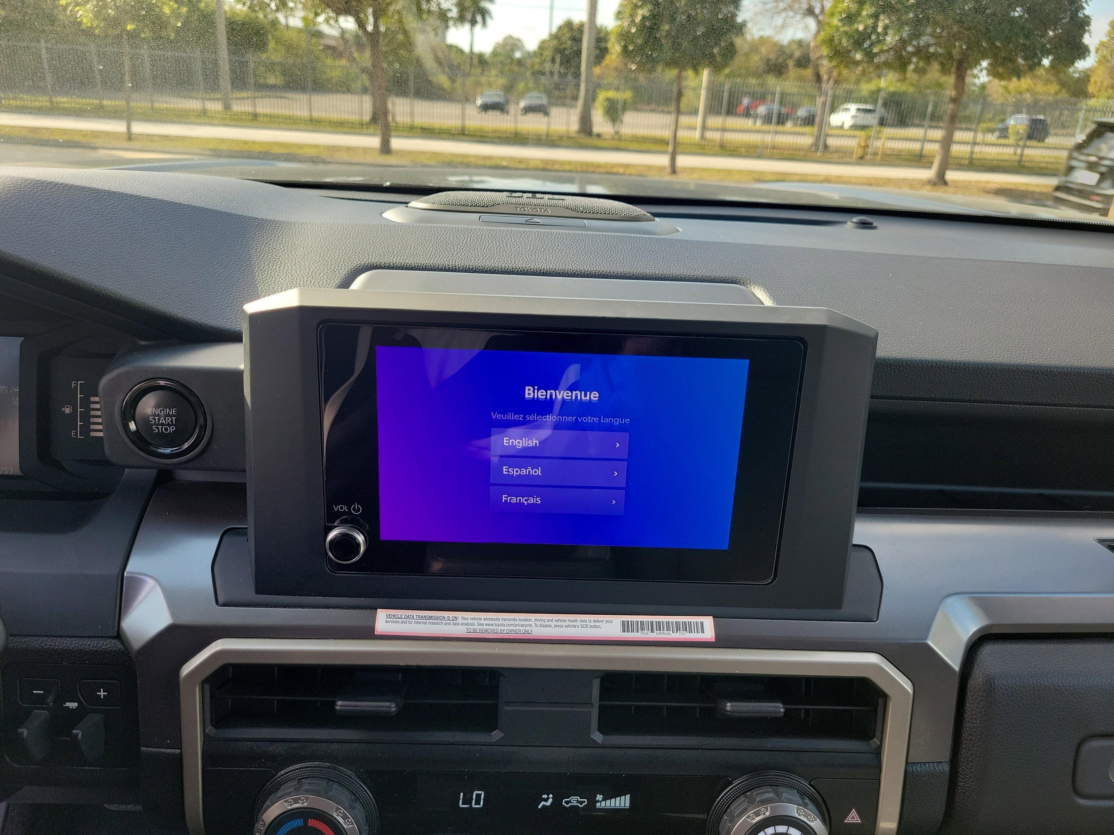 Toyota Tacoma 2Wd Sr5 Rwd Crew Cab - Thumbnail 16