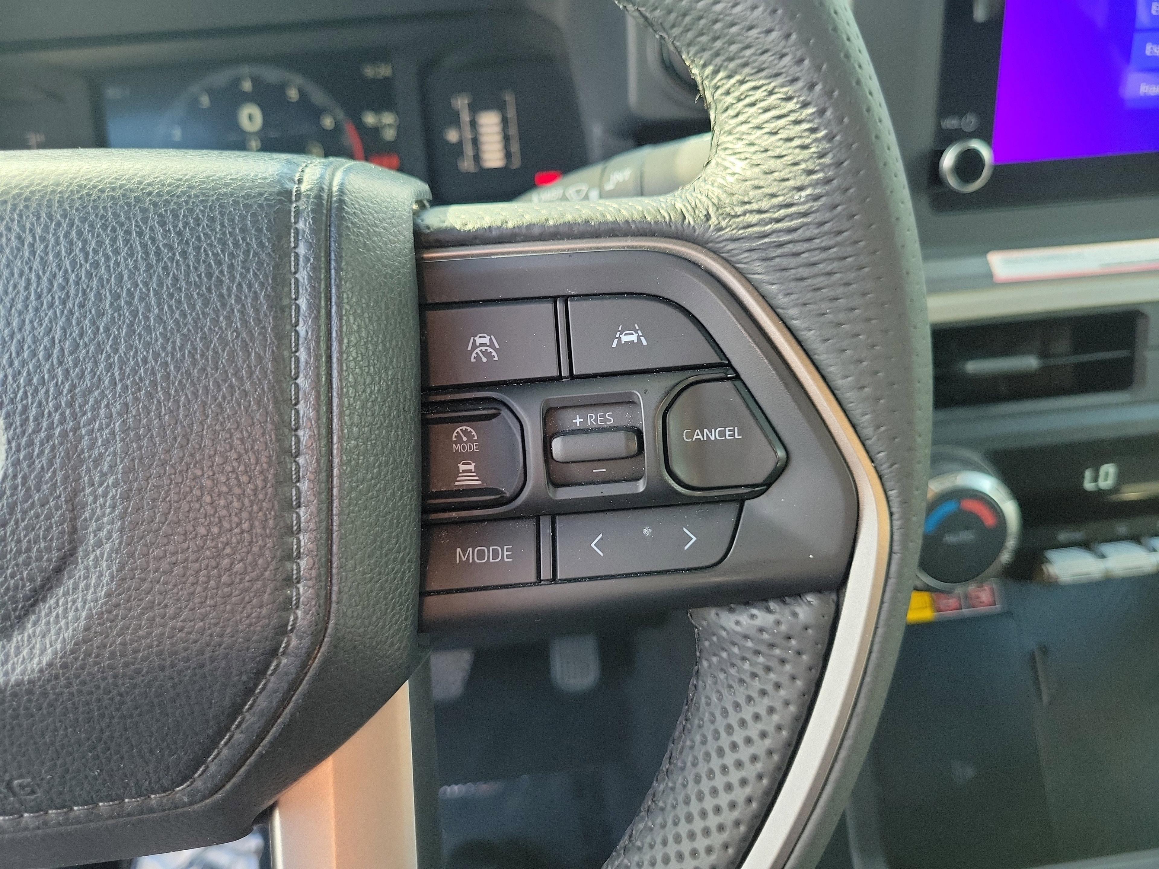 Toyota Tacoma 2Wd Sr5 Rwd Crew Cab - Thumbnail 13