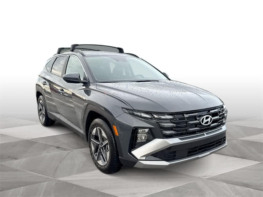 Hyundai Tucson Sel Fwd Fwd Sport Utility - Thumbnail 2