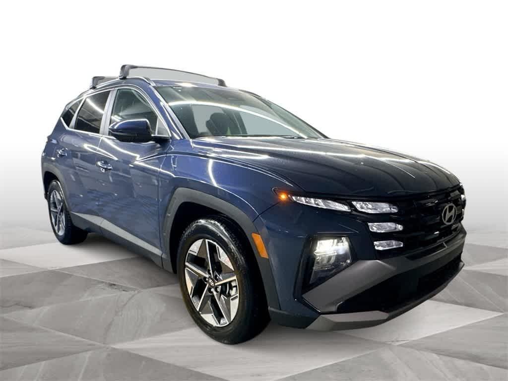 Hyundai Tucson Sel Fwd Fwd Sport Utility - Thumbnail 2