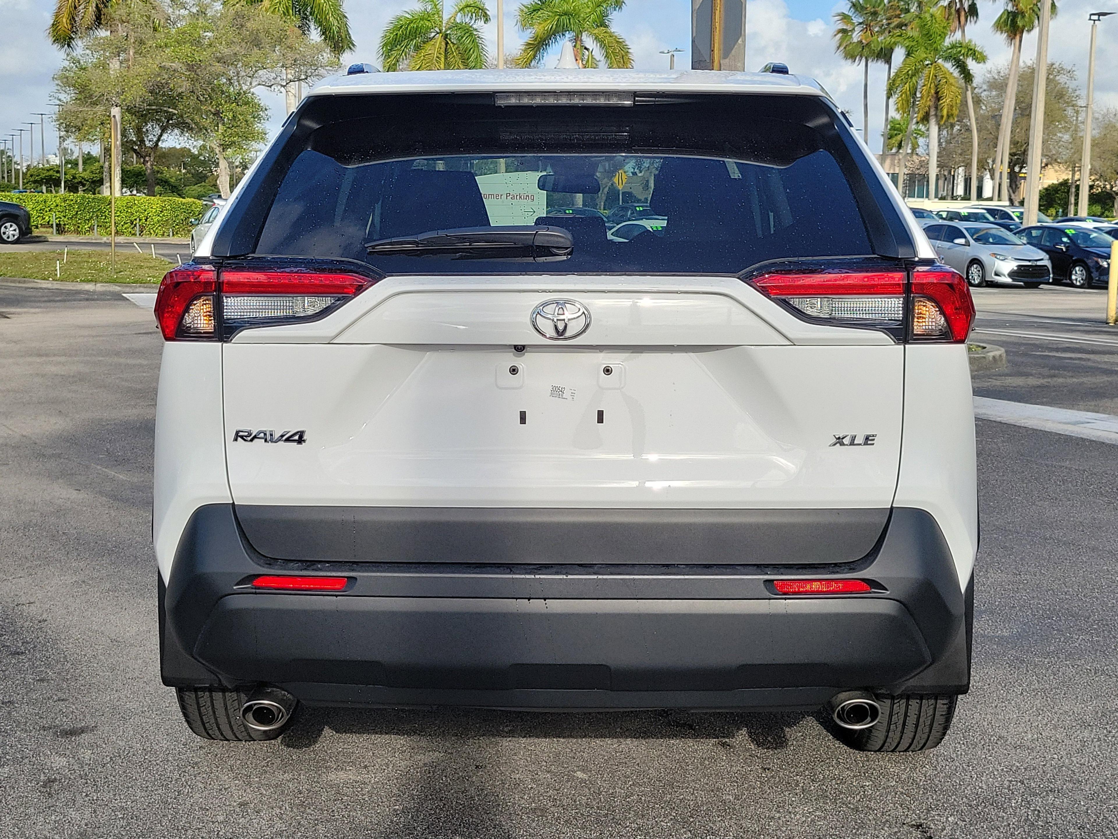 Toyota Rav4 Xle Fwd - Thumbnail 6