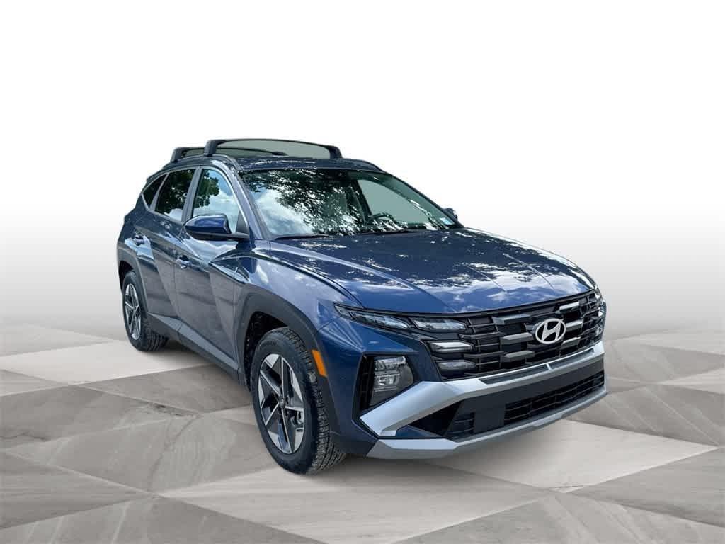 Hyundai Tucson Sel Fwd Fwd Sport Utility - Thumbnail 2