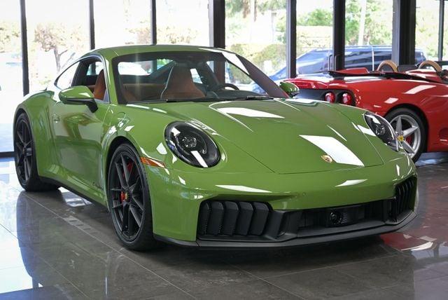 Porsche 911 Carrera GTS Coupe - View 1