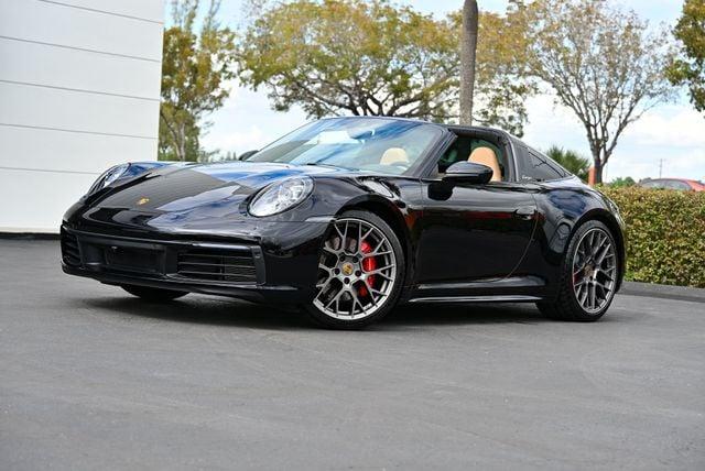 Porsche 911 Targa 4S - View 1