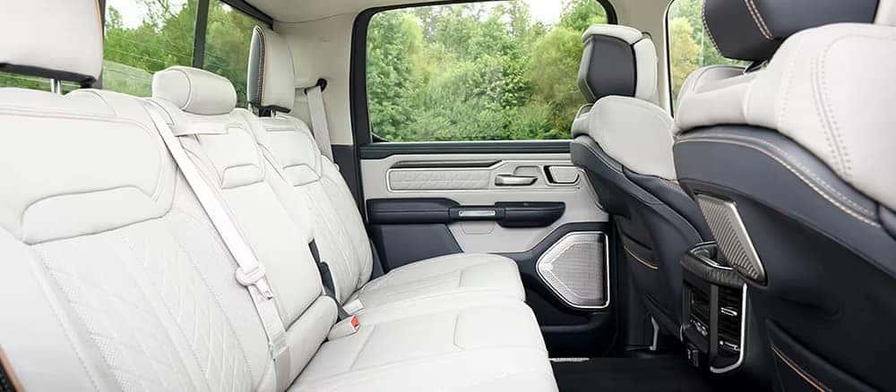 Ram 1500 - Thumbnail 3