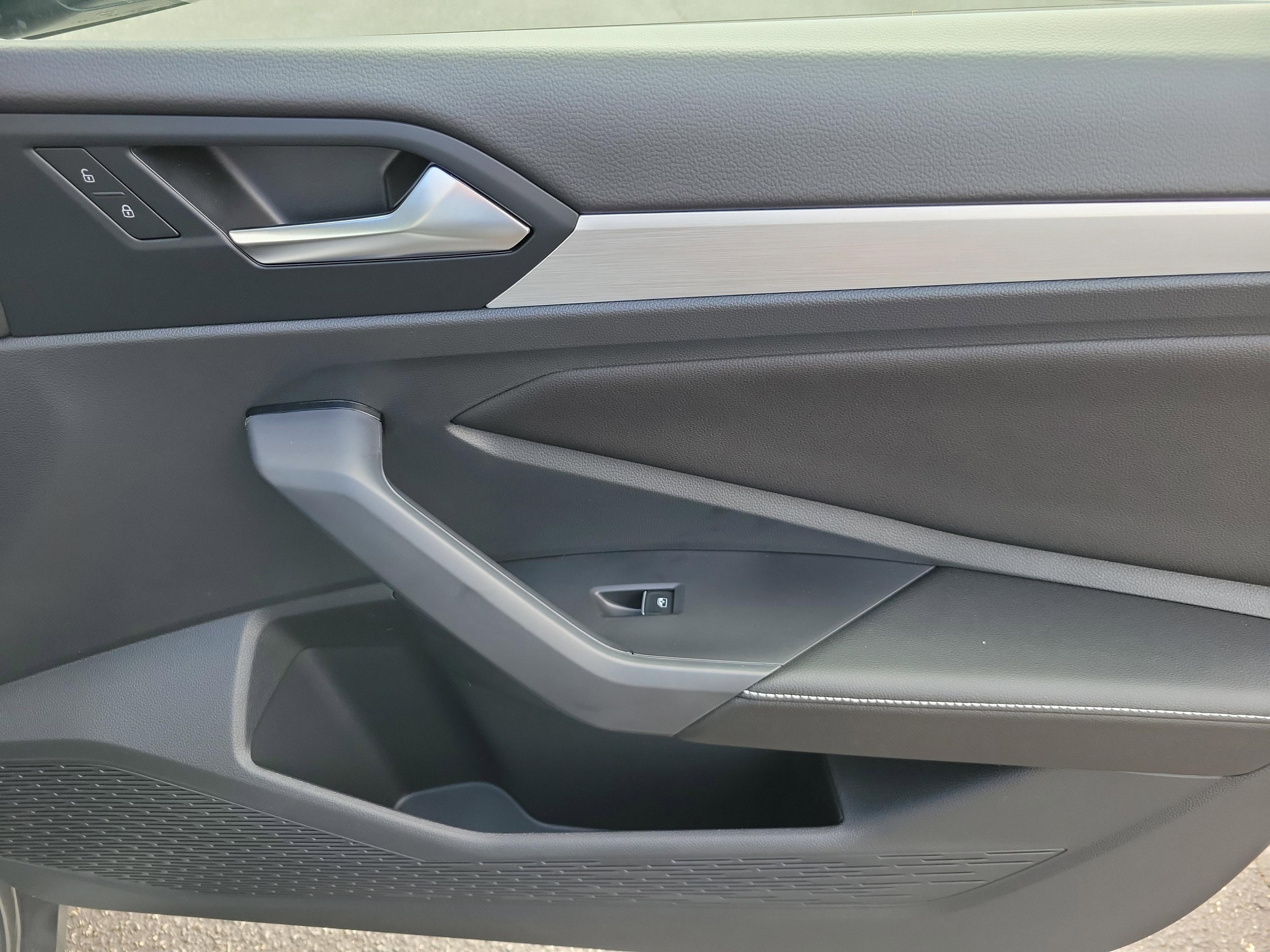 Volkswagen Jetta 1.5T S Fwd 4D Sedan - Thumbnail 9