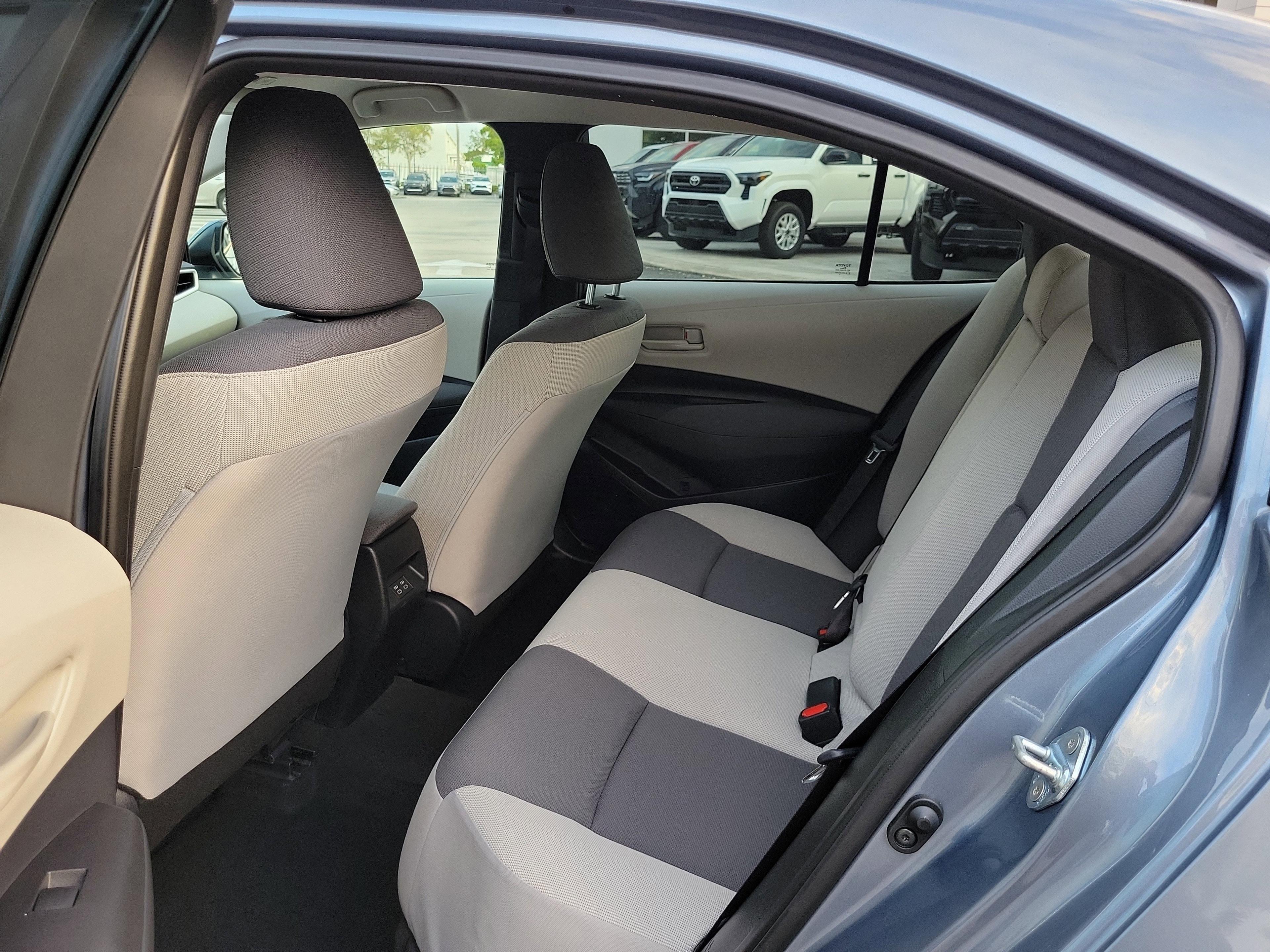 Toyota Corolla Le Fwd - Thumbnail 10