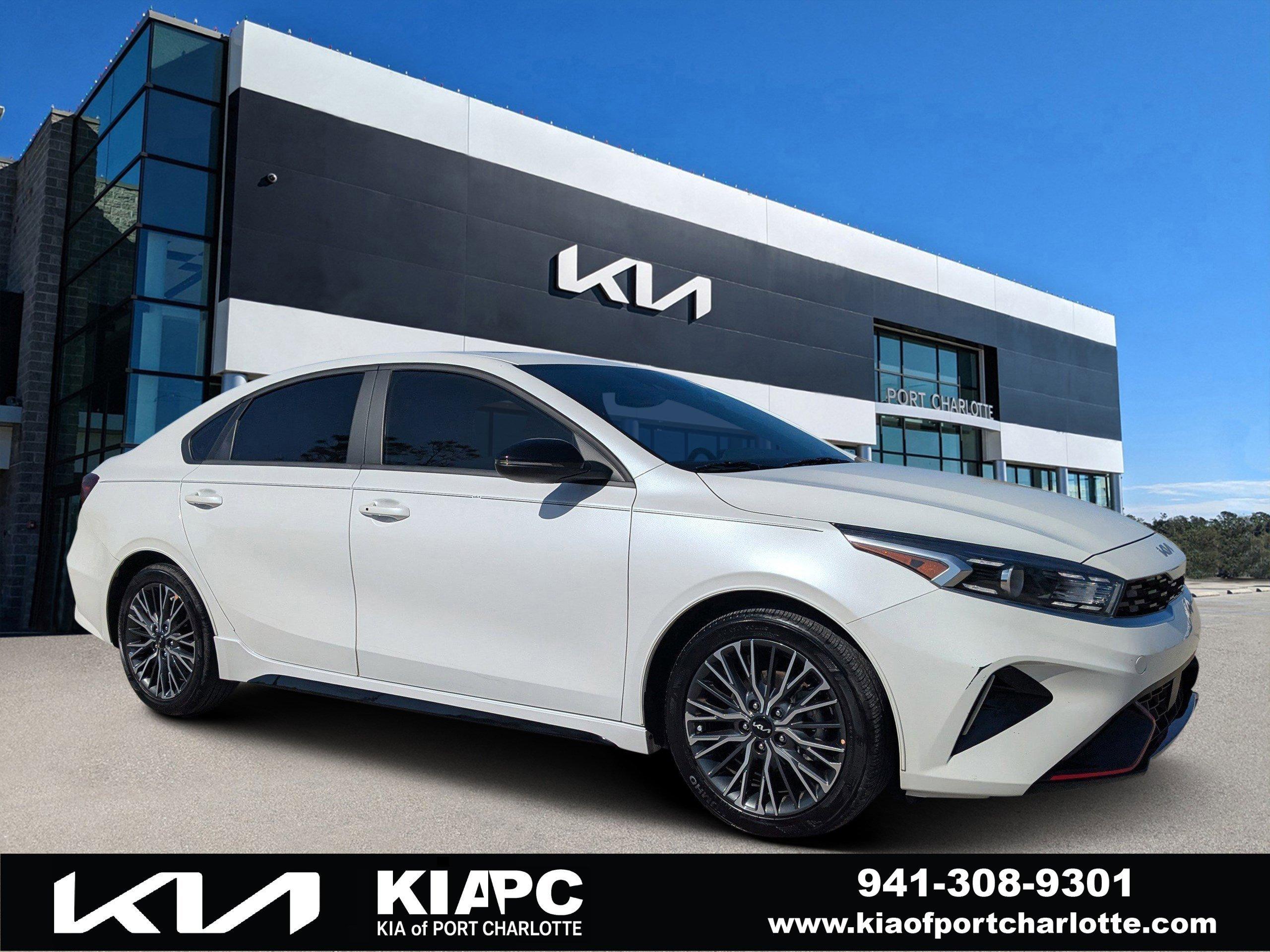 Kia Forte Gt-Line - Thumbnail 2