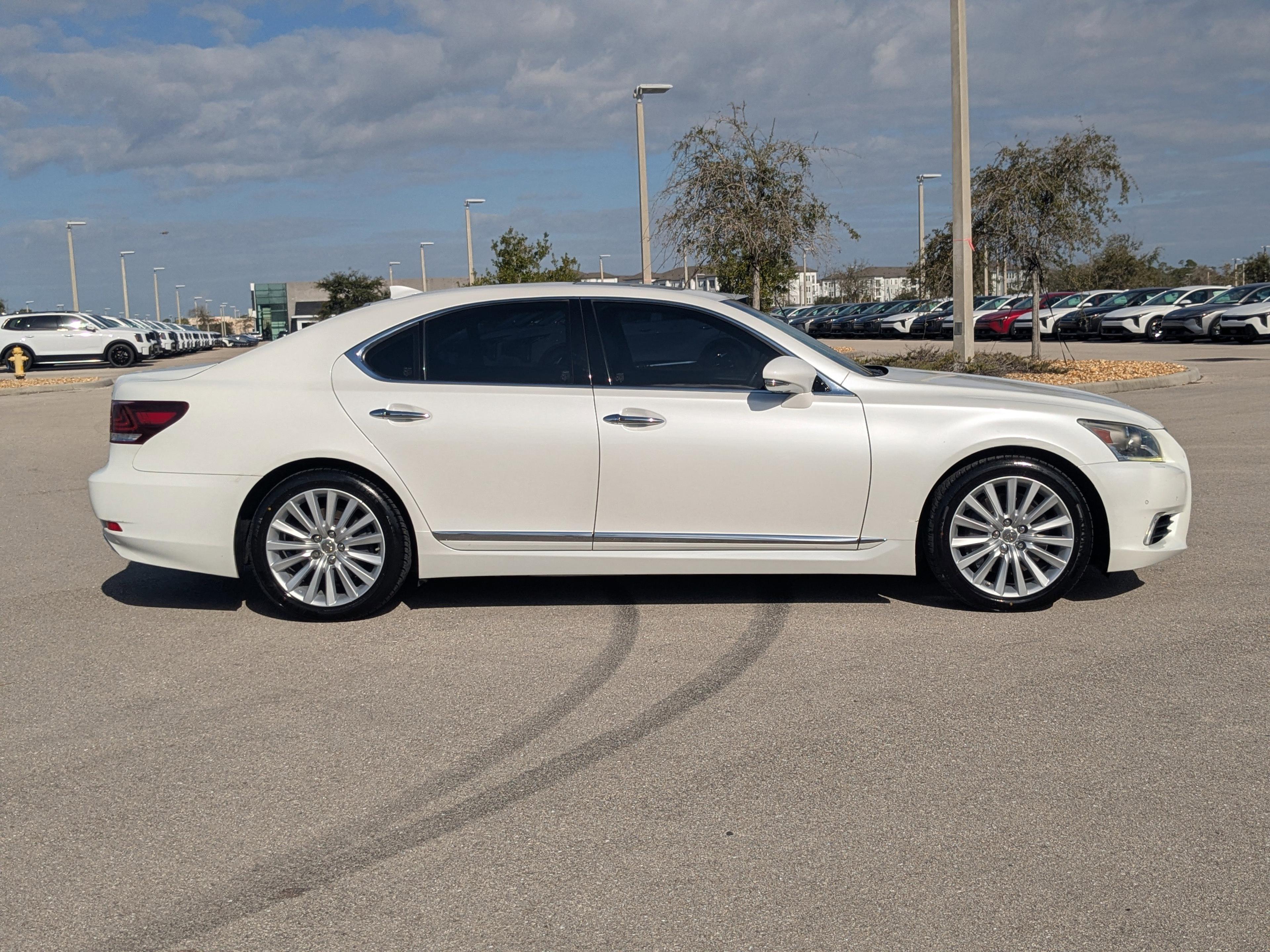 Lexus Ls 460 460 - Thumbnail 5