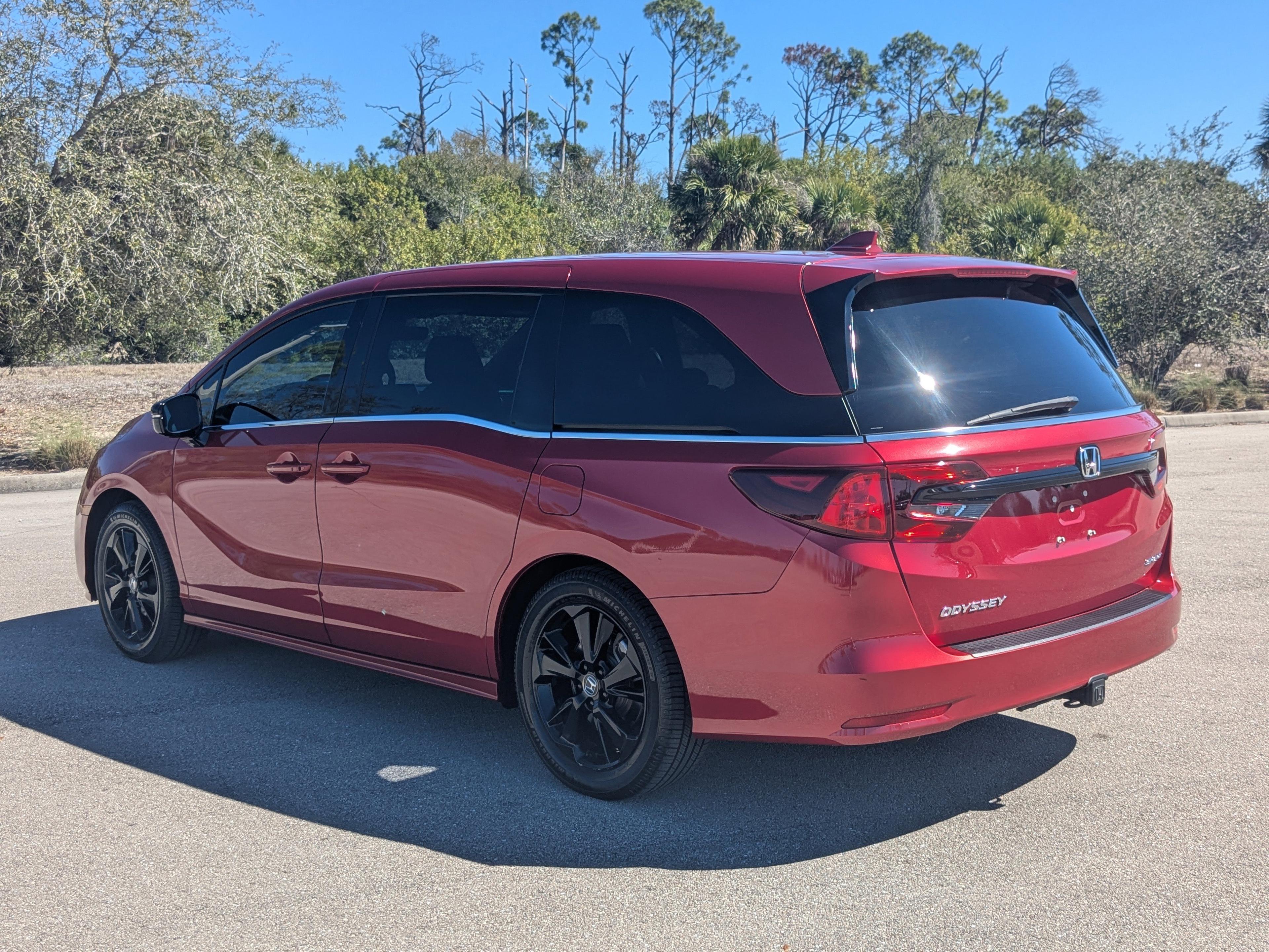 Honda Odyssey Sport - Thumbnail 8