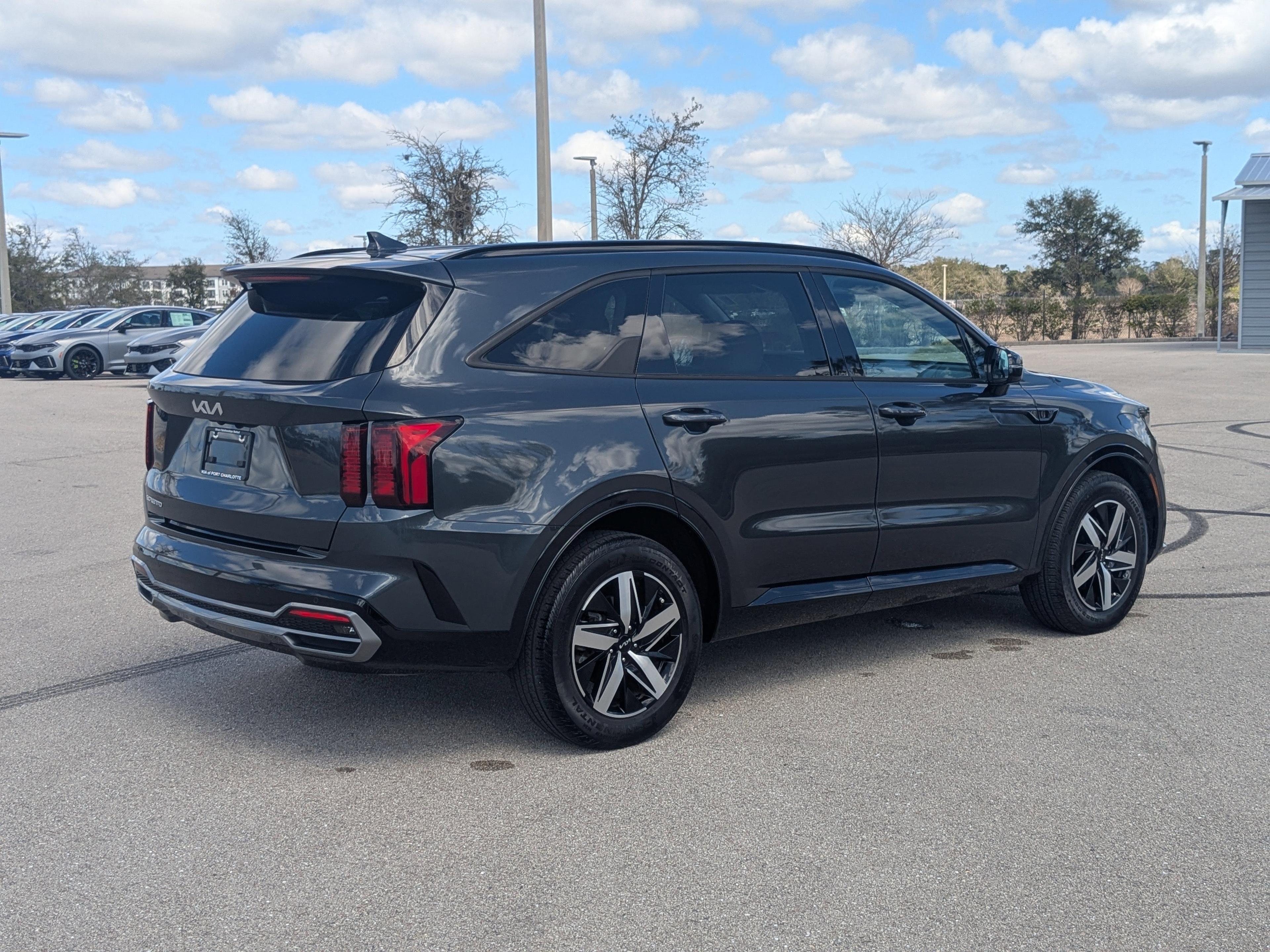 Kia Sorento S - Thumbnail 4