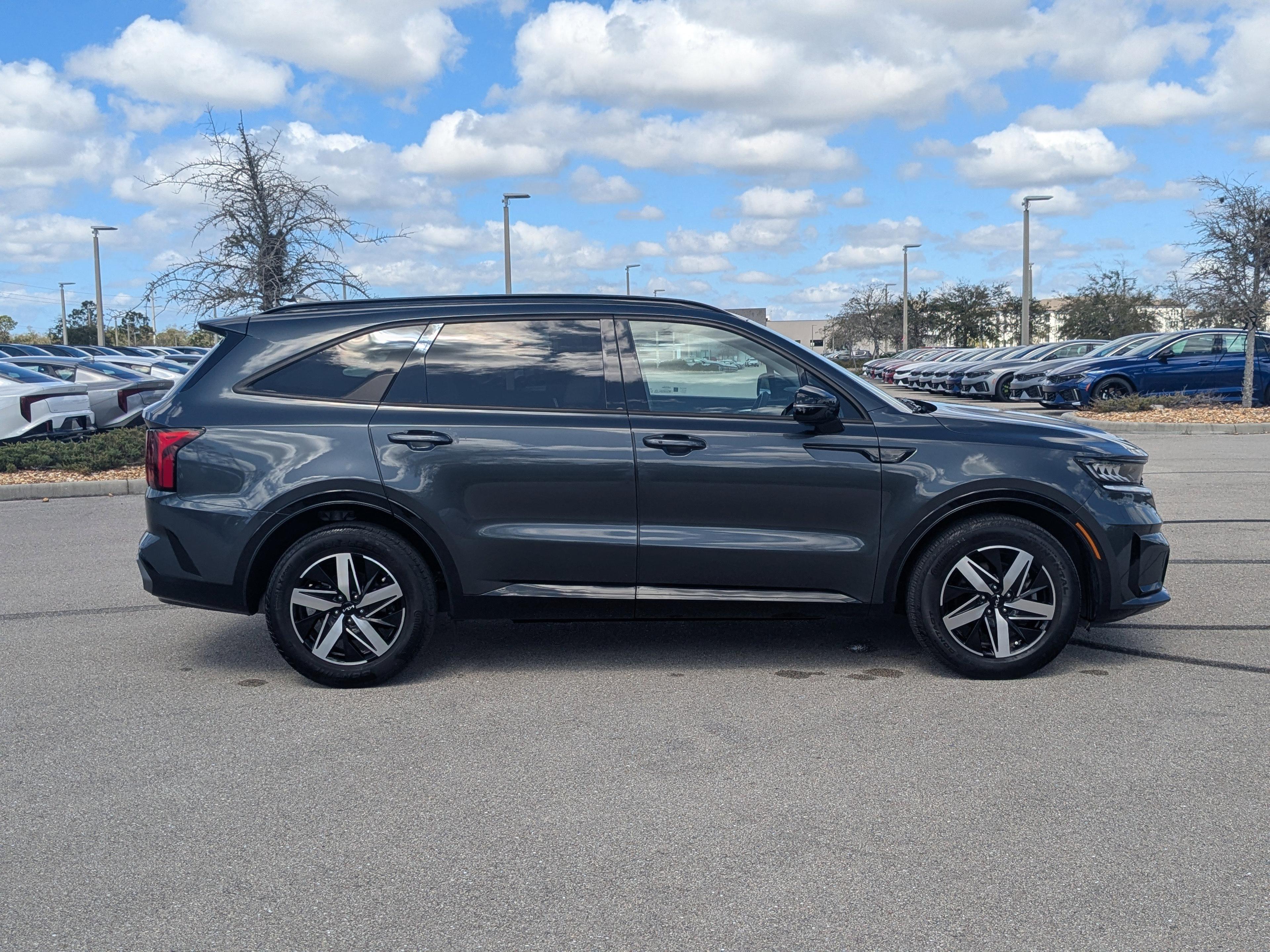 Kia Sorento S - Thumbnail 3