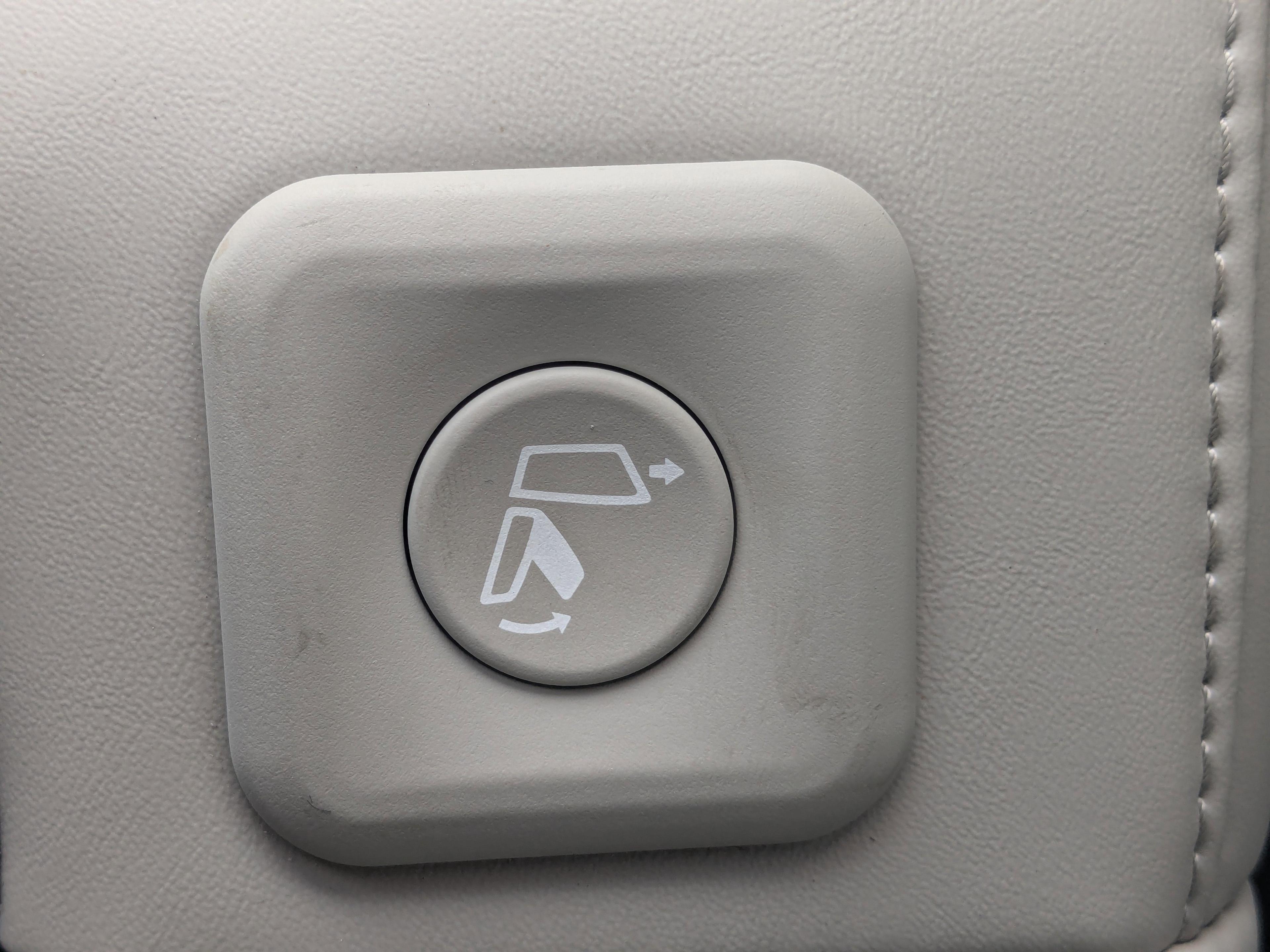 Kia Sorento S - Thumbnail 16