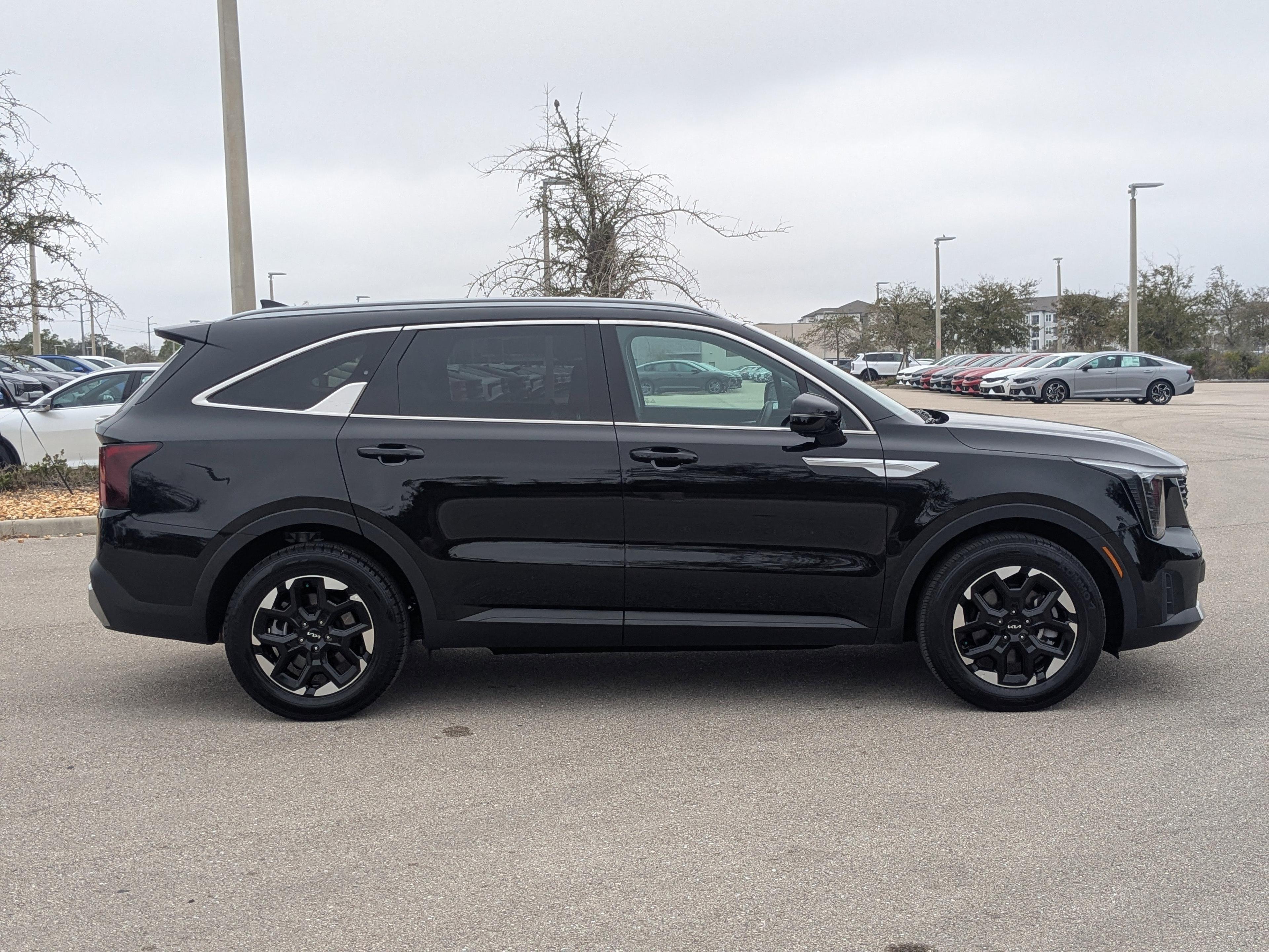 Kia Sorento S - Thumbnail 5