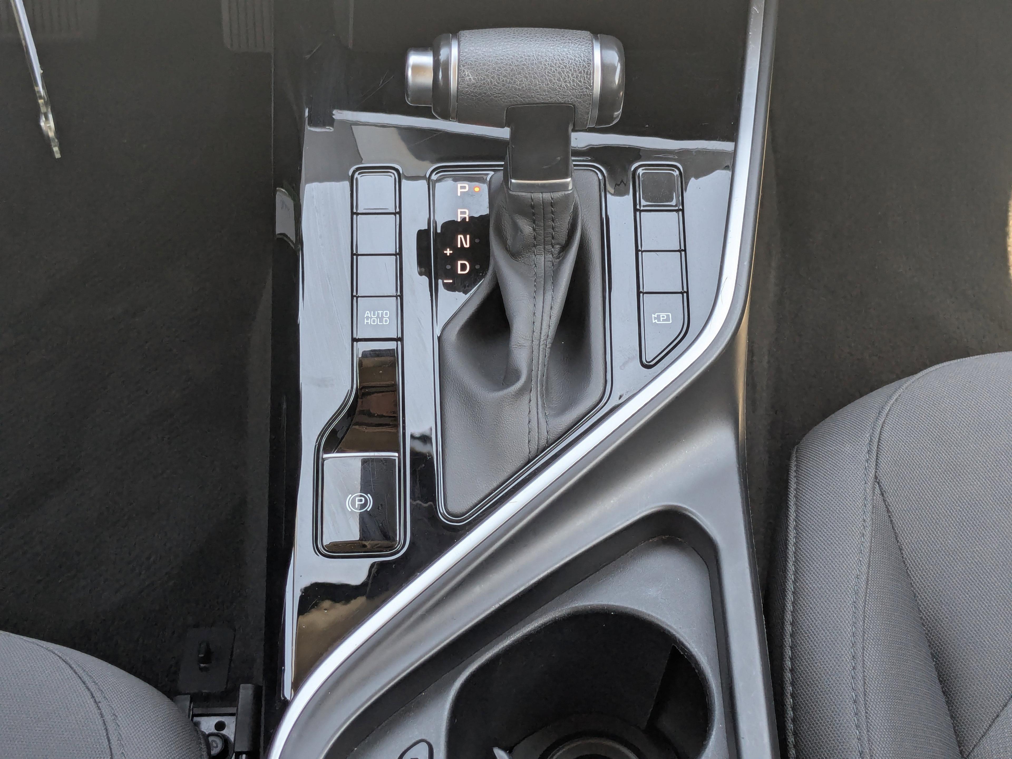 Kia Niro Lx - Thumbnail 19