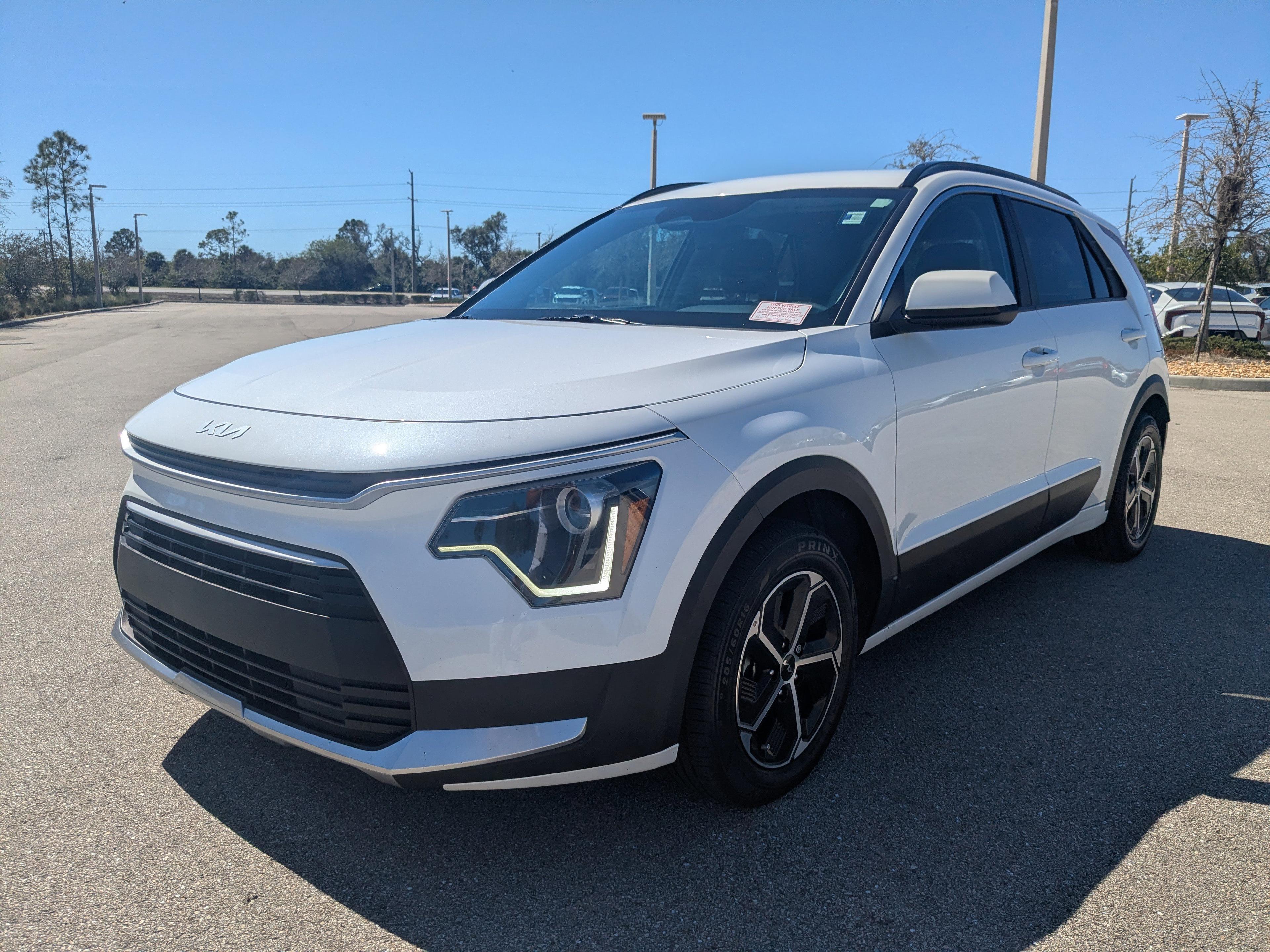 Kia Niro Lx - Thumbnail 10