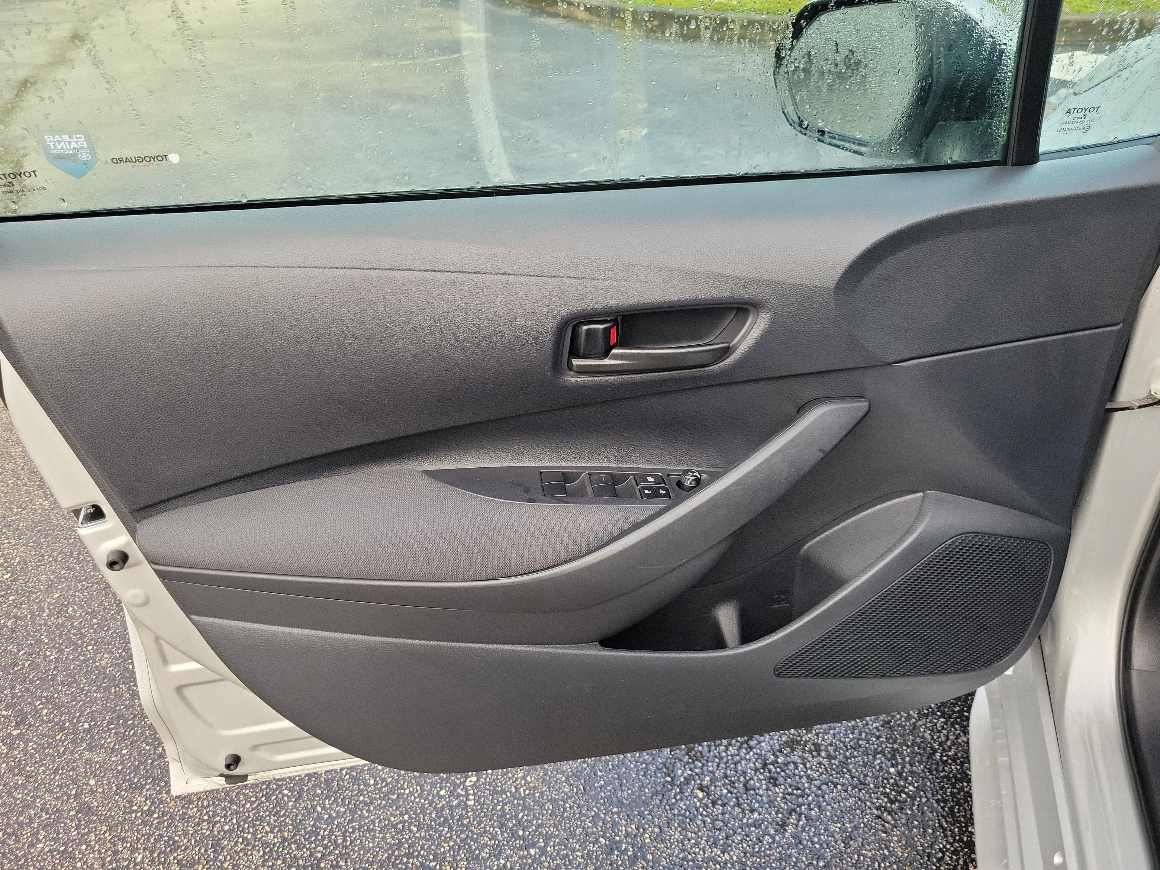 Toyota Corolla Le Fwd - Thumbnail 13