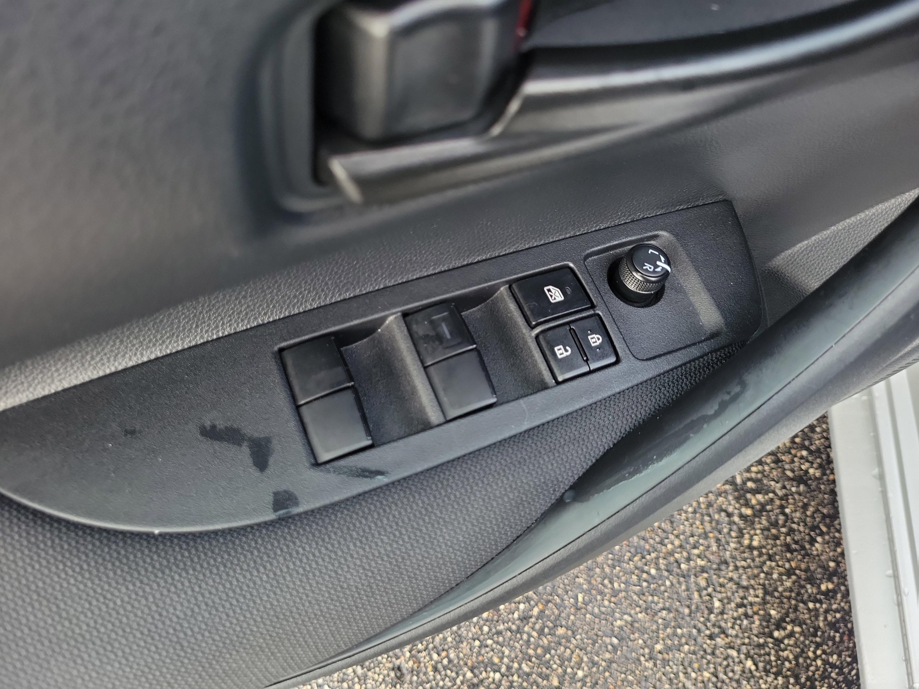 Toyota Corolla Le Fwd - Thumbnail 14