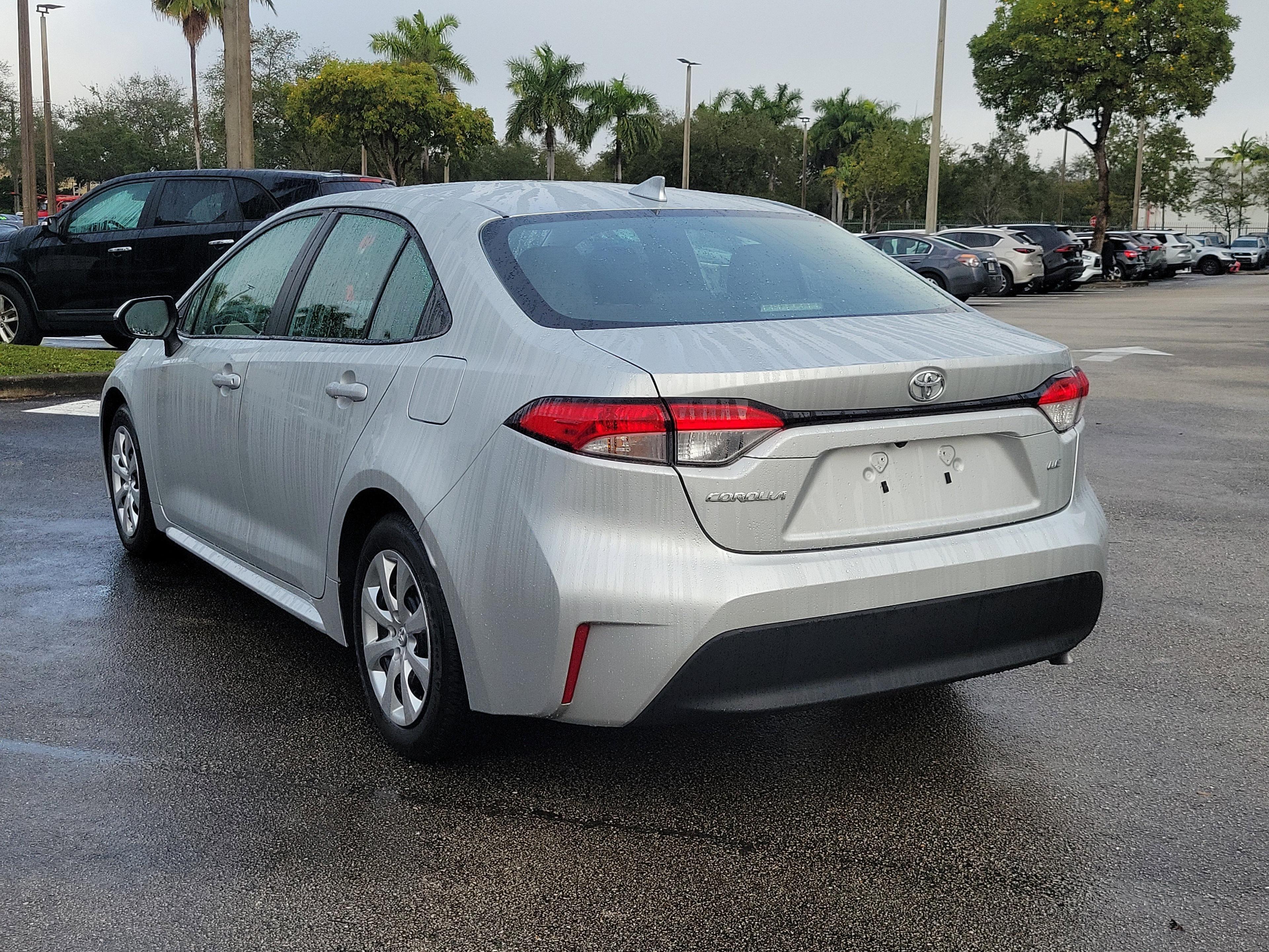 Toyota Corolla Le Fwd - Thumbnail 7