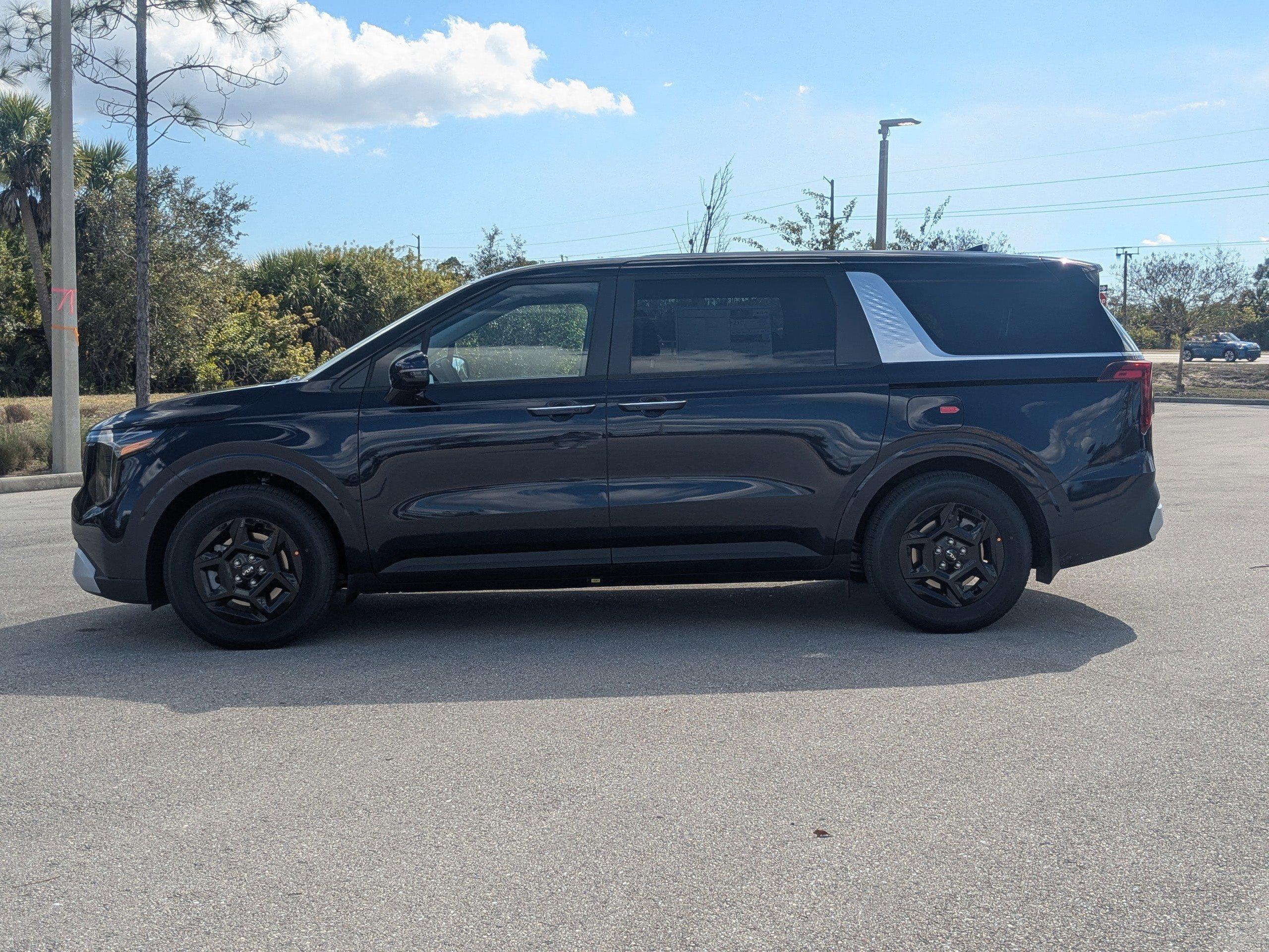 Kia Carnival Mpv Lxs - Thumbnail 9