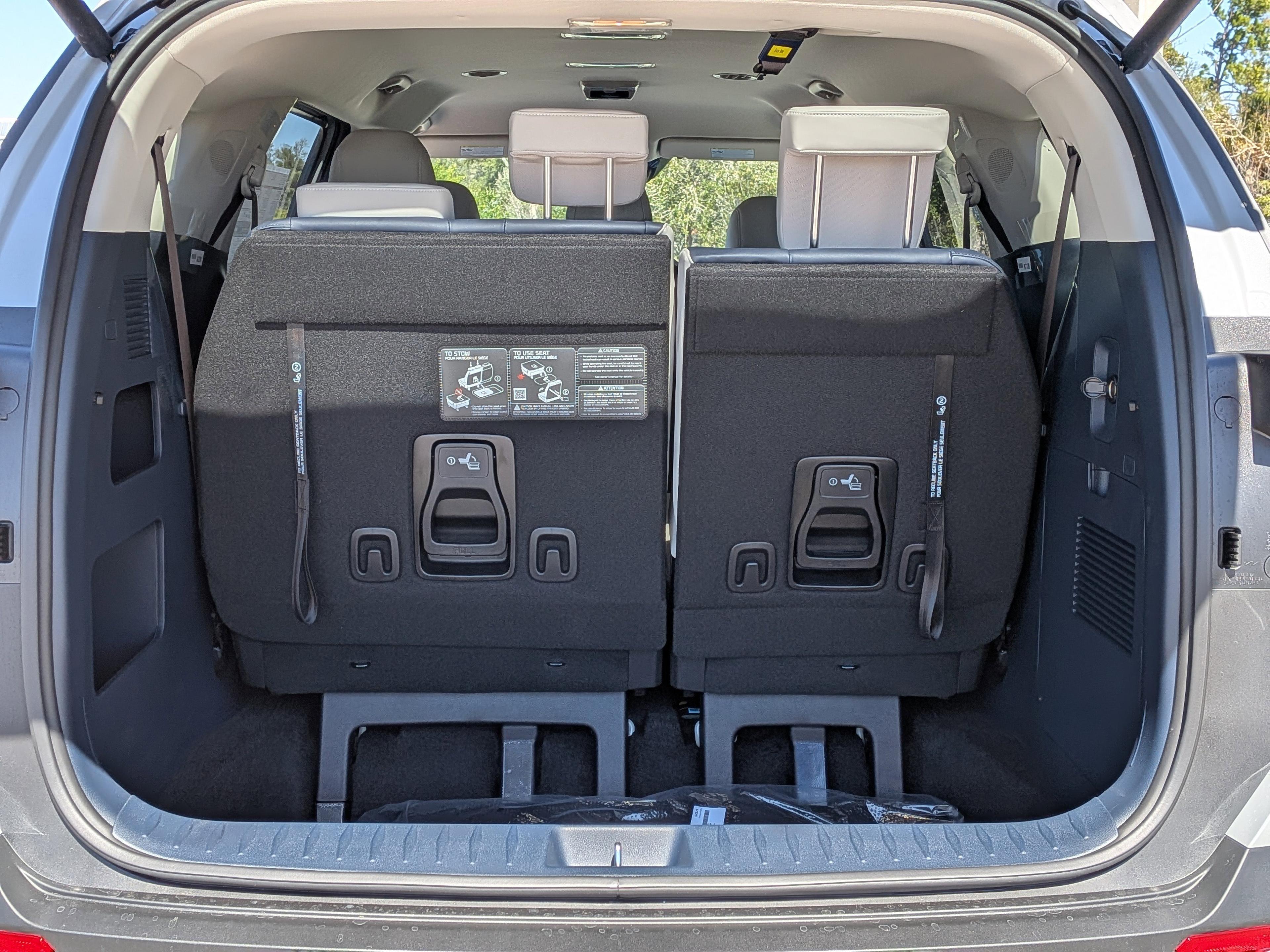 Kia Carnival Mpv Ex - Thumbnail 14