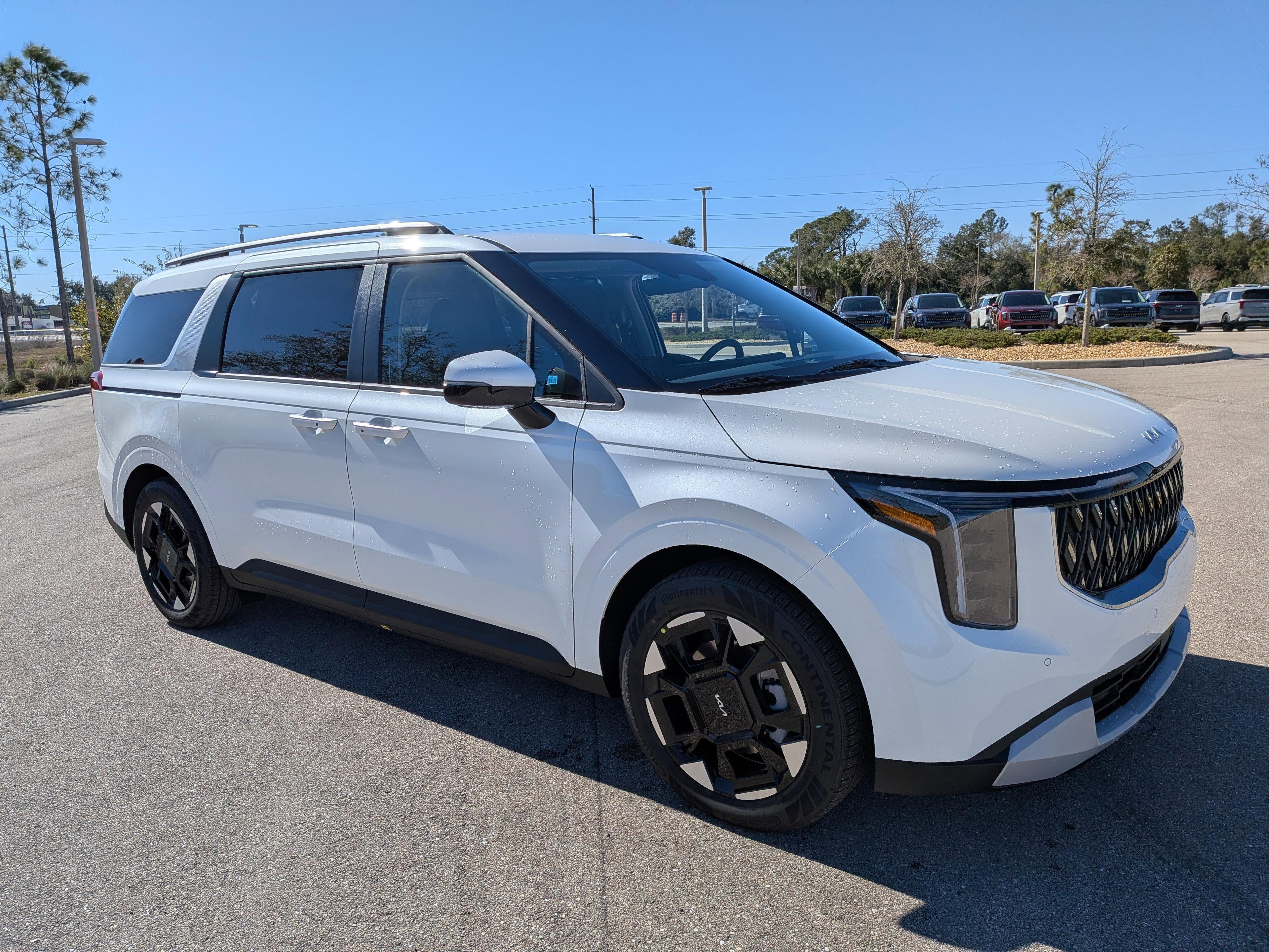 Kia Carnival Mpv Ex - Thumbnail 3