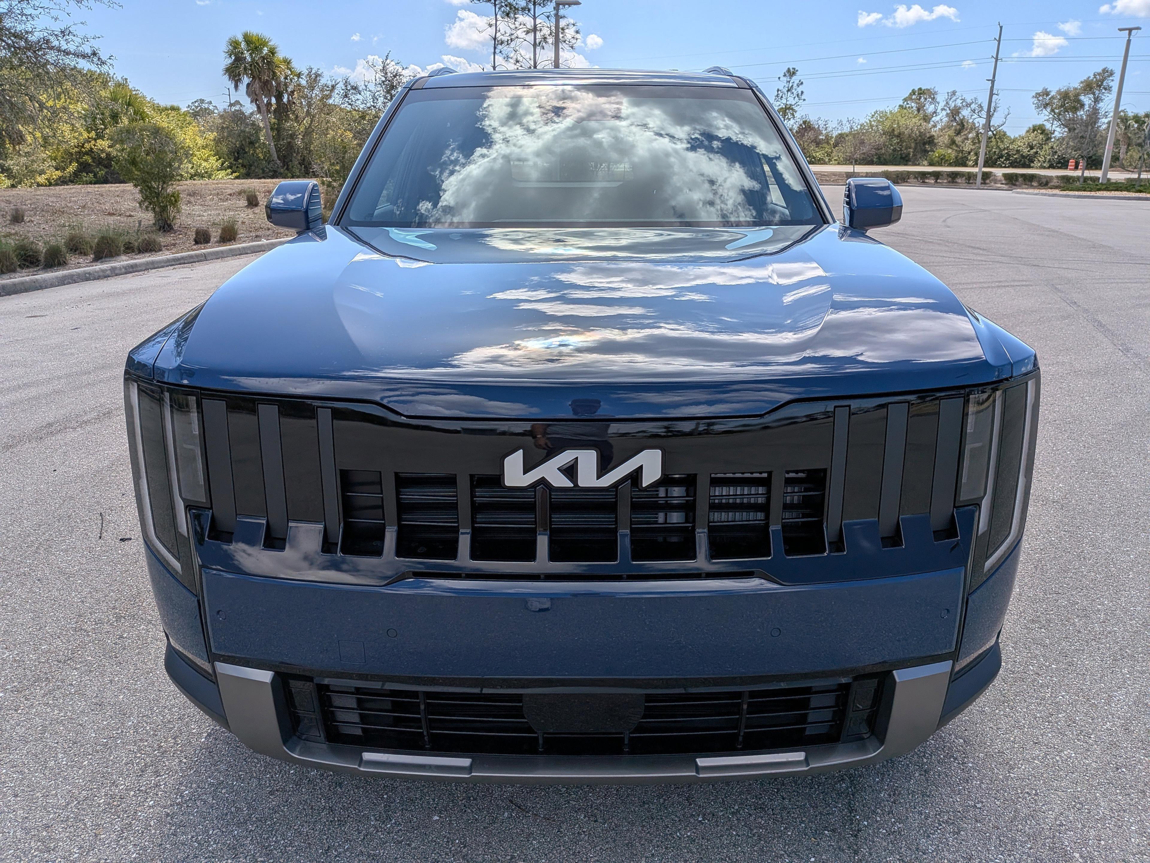 Kia Telluride S - Thumbnail 4