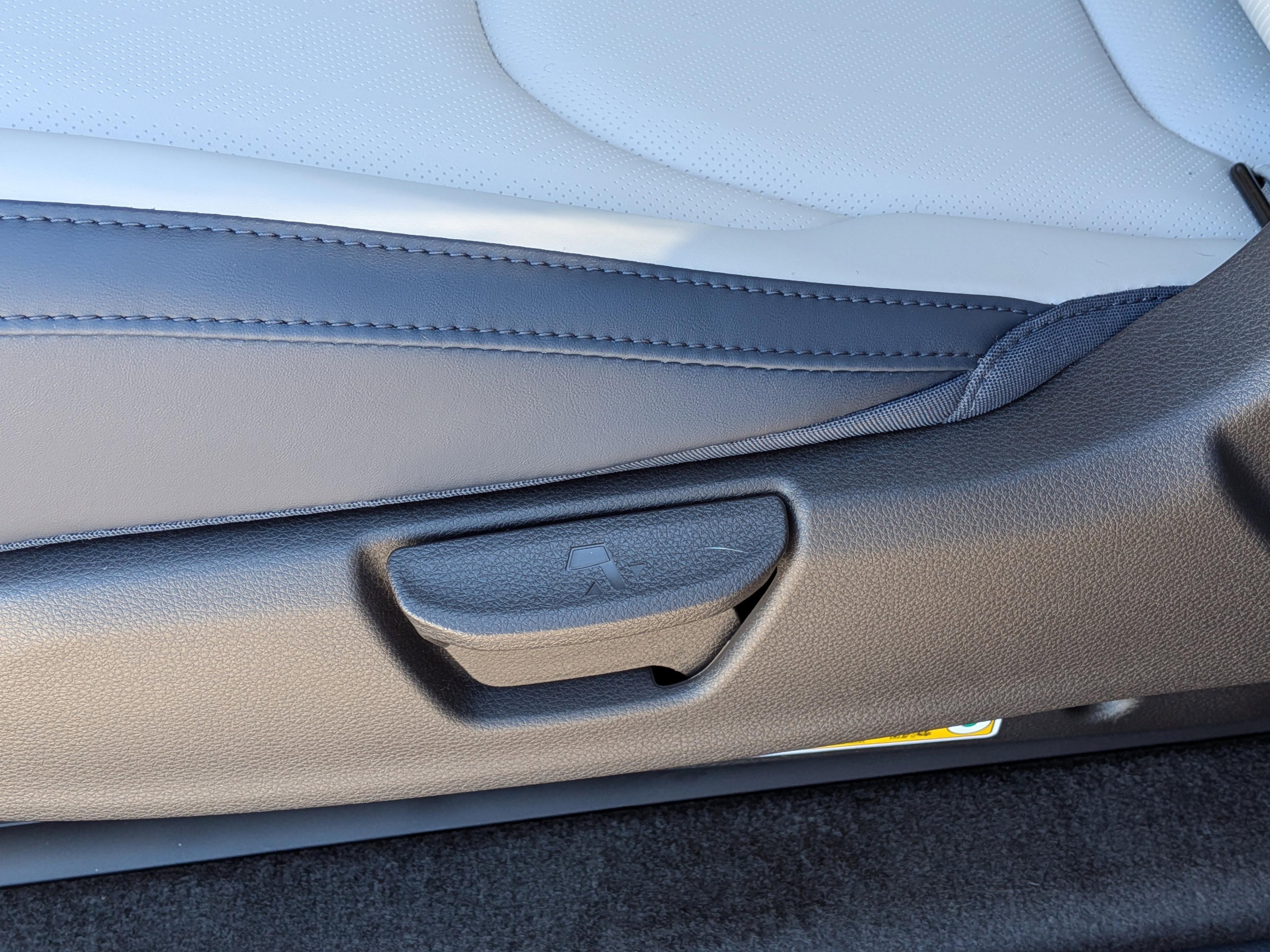 Kia Carnival Mpv Hybrid Ex - Thumbnail 19