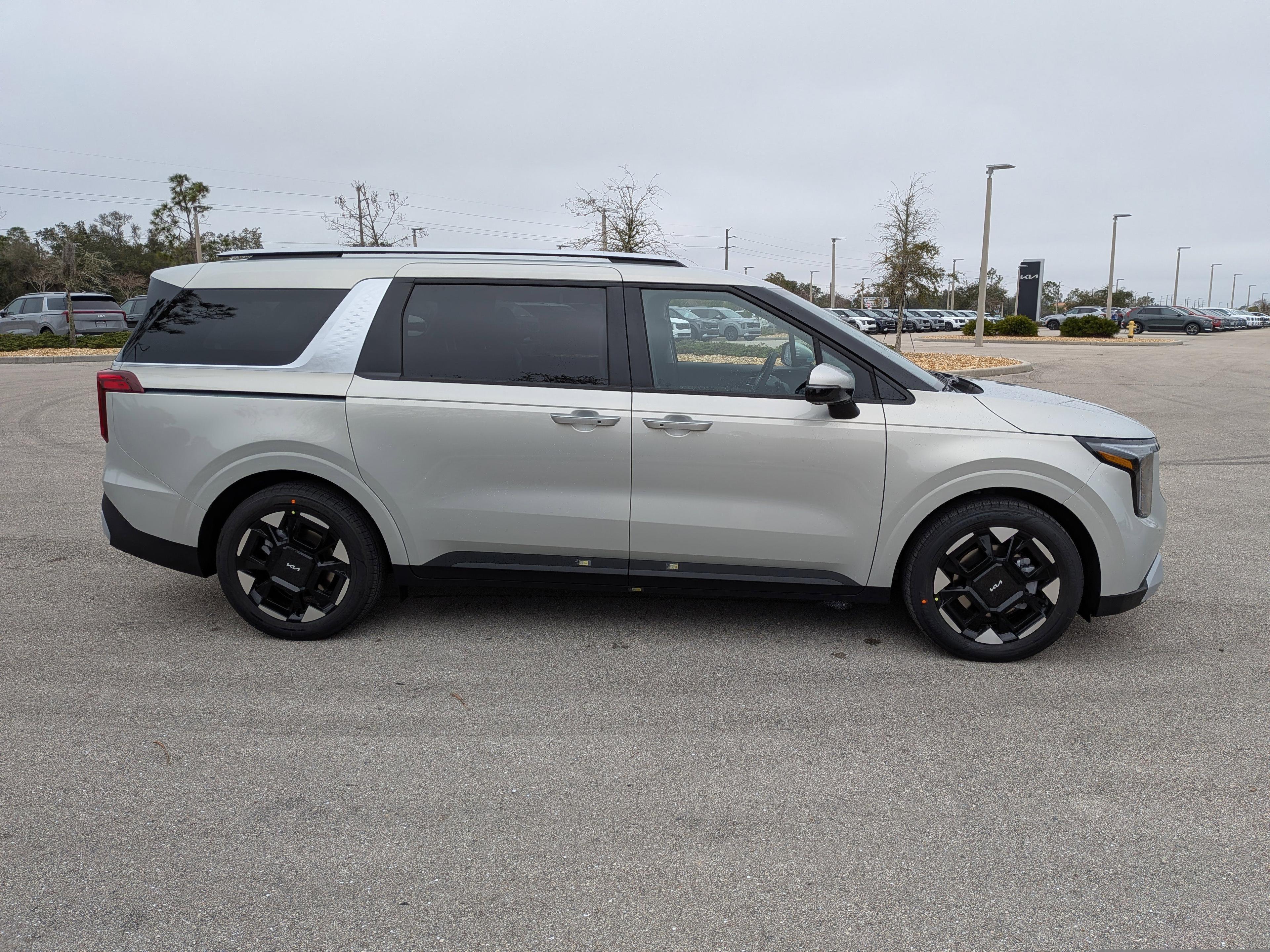 Kia Carnival Mpv Ex - Thumbnail 5