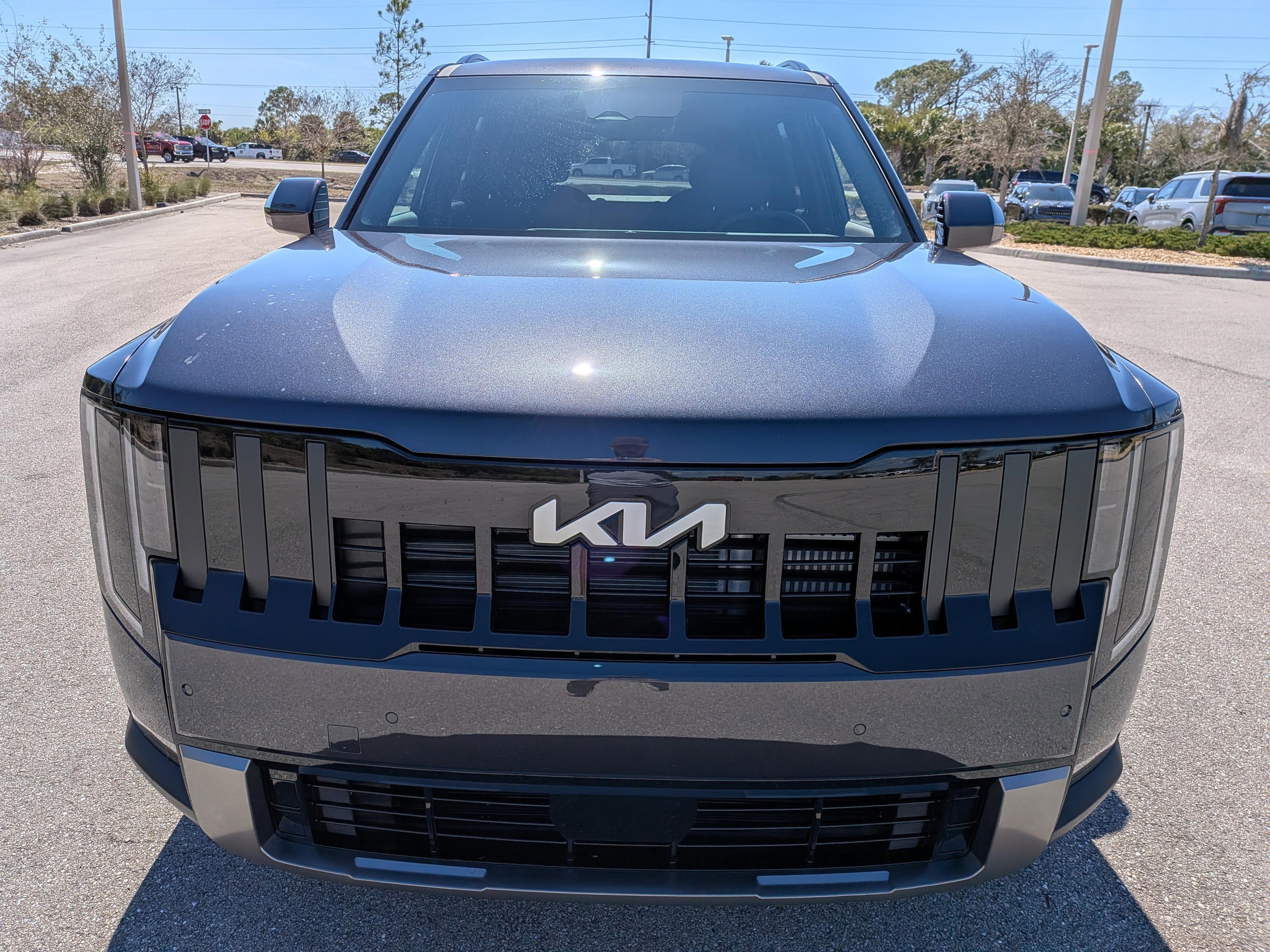 Kia Telluride S - Thumbnail 4