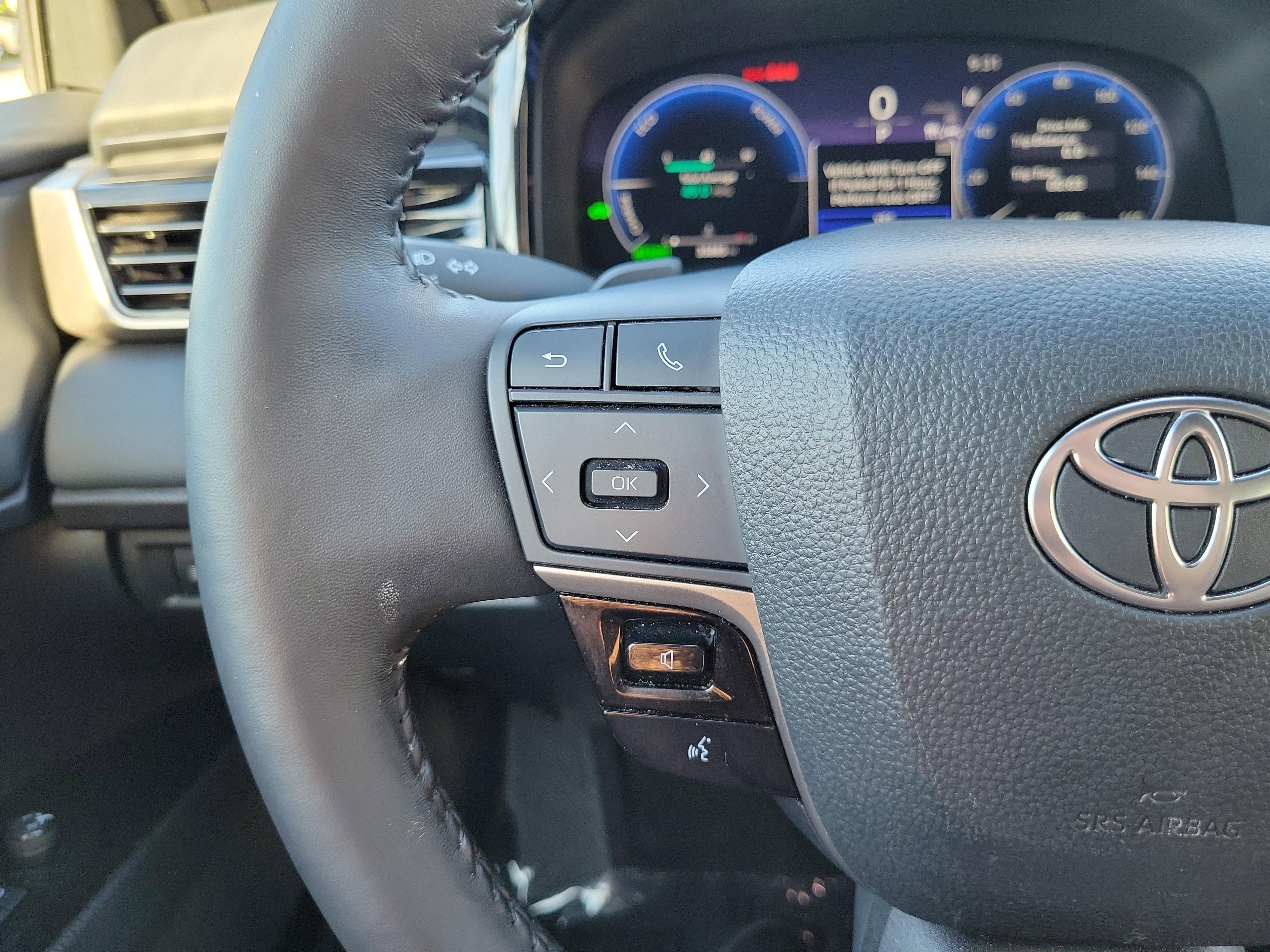 Toyota Camry Xse Fwd - Thumbnail 17