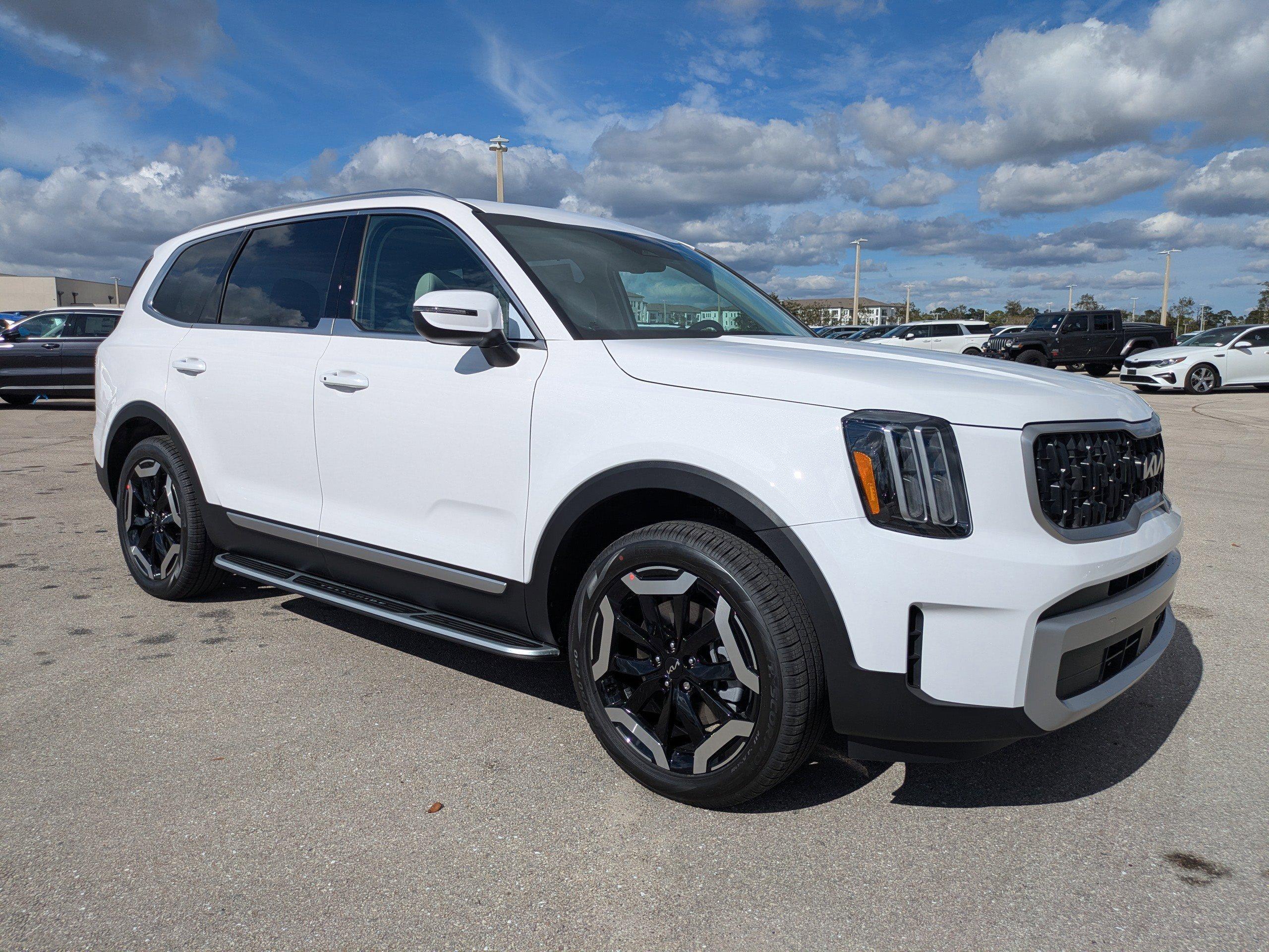Kia Telluride Ex - Thumbnail 3