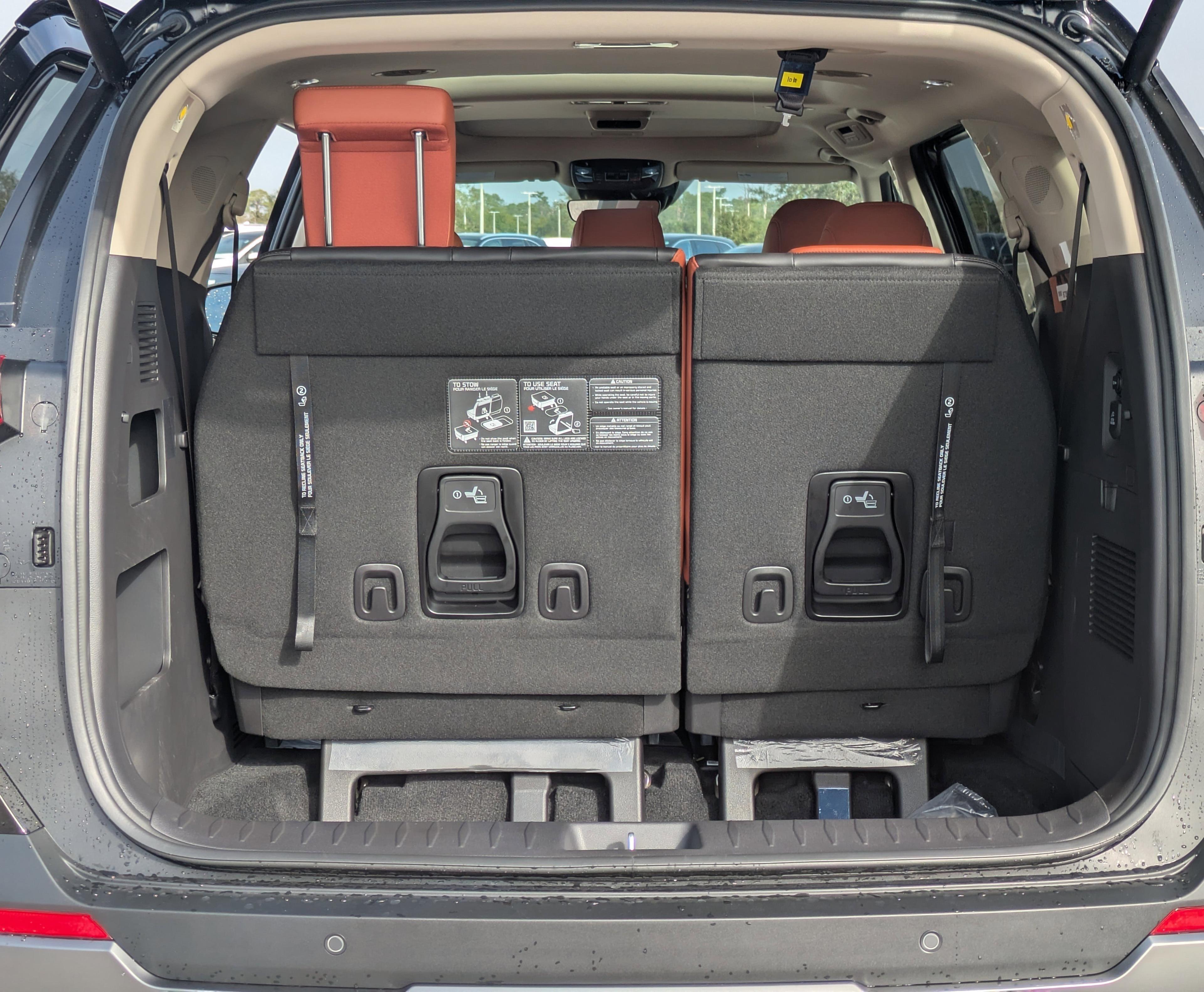 Kia Carnival Mpv Hybrid Sx - Thumbnail 13