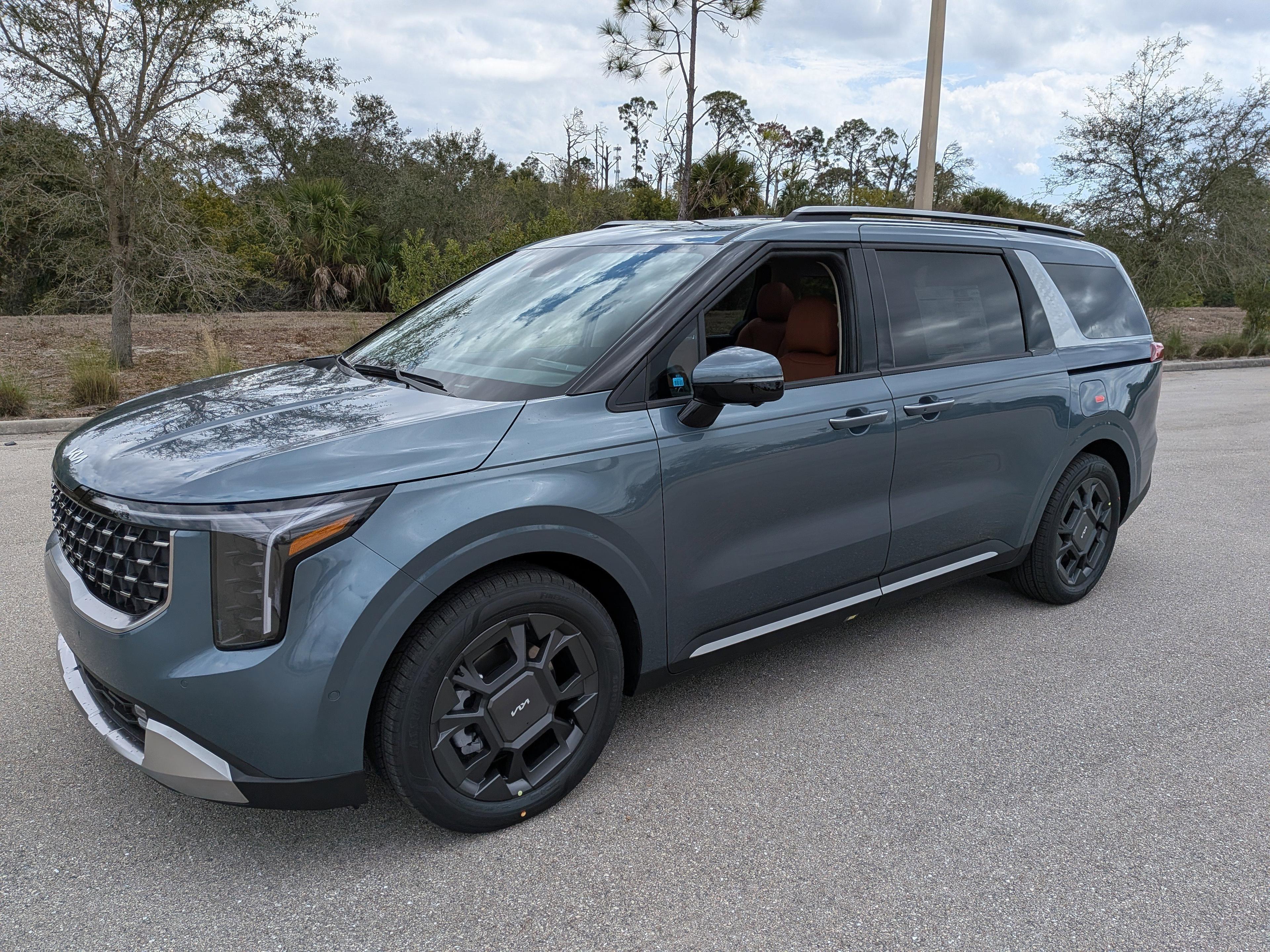 Kia Carnival Mpv Sx - Thumbnail 10