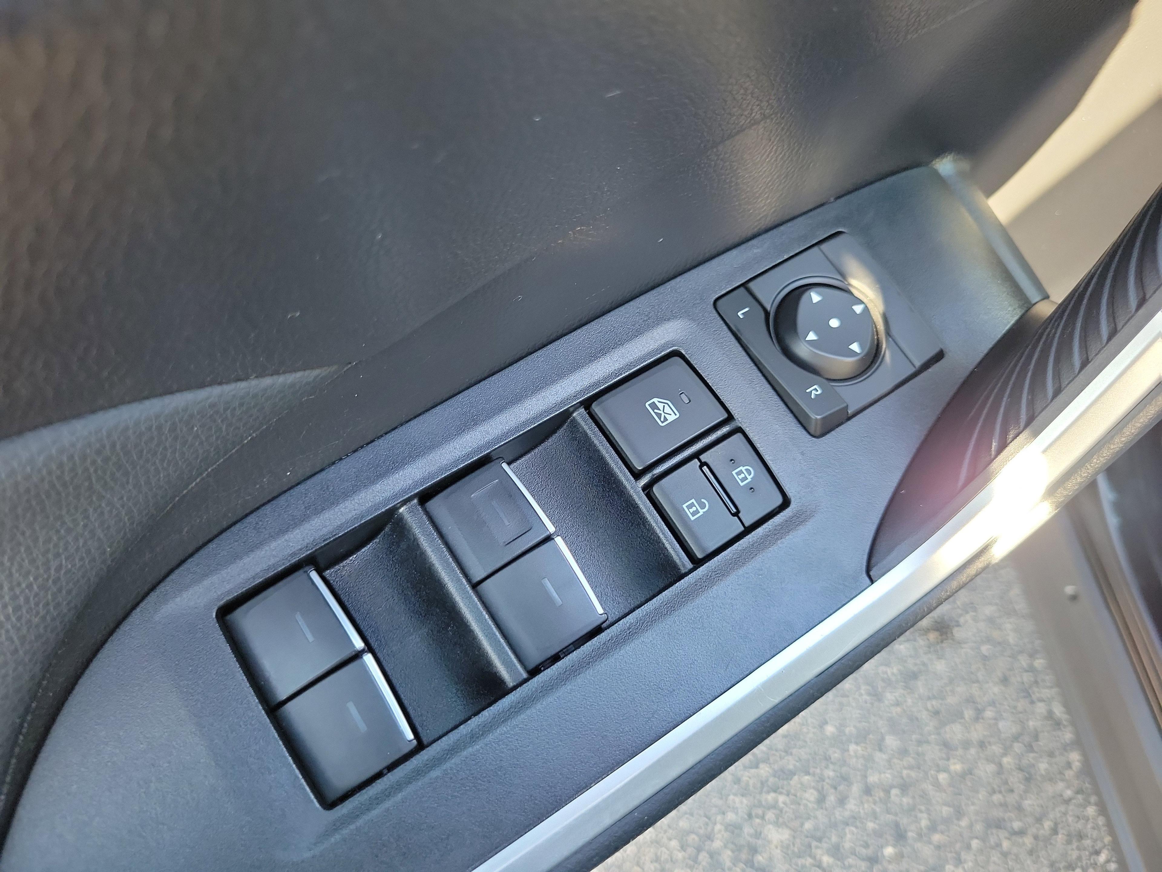 Toyota Rav4 Xle Fwd - Thumbnail 15