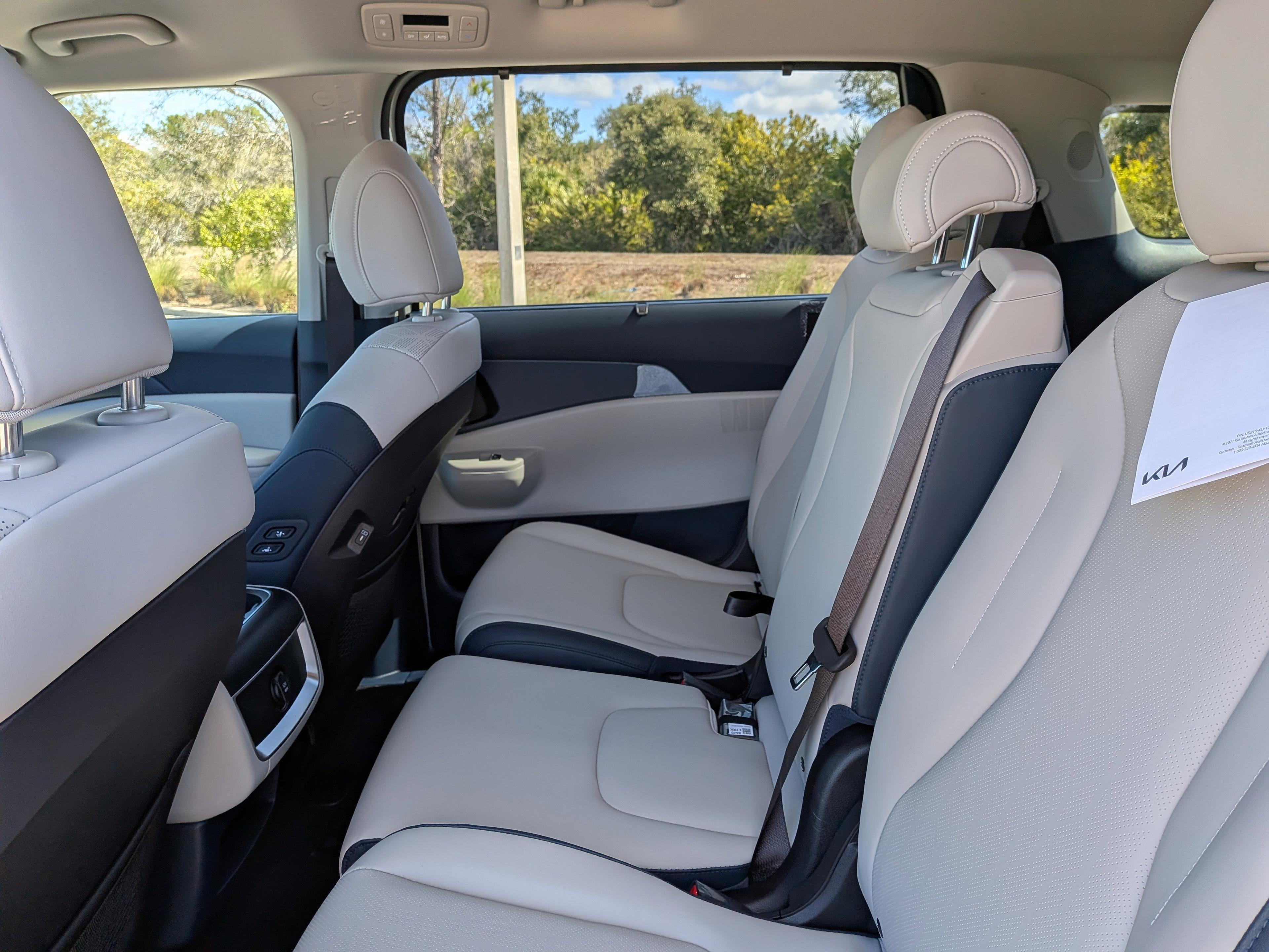 Kia Carnival Mpv Hybrid Ex - Thumbnail 17