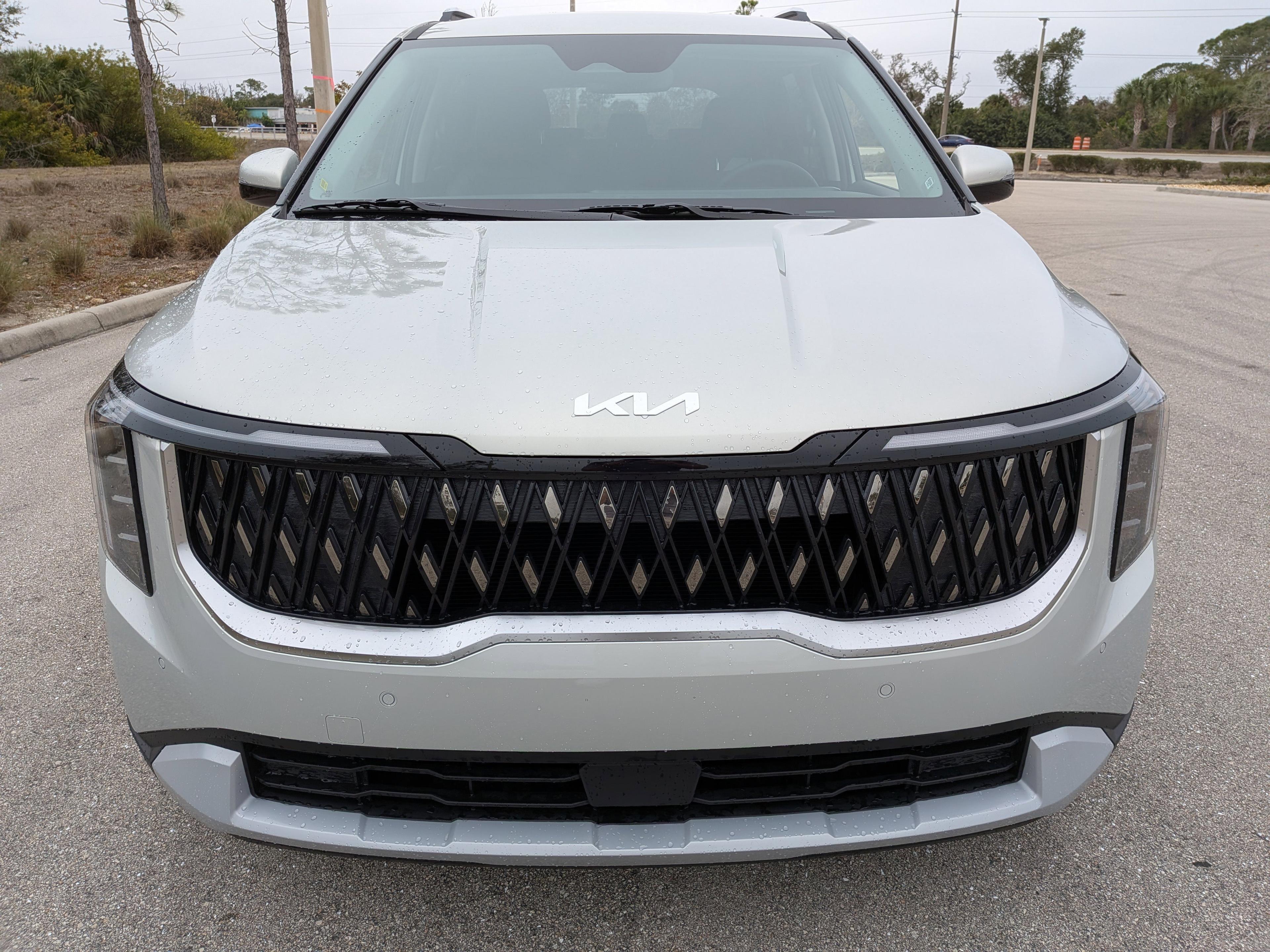 Kia Carnival Mpv Ex - Thumbnail 4