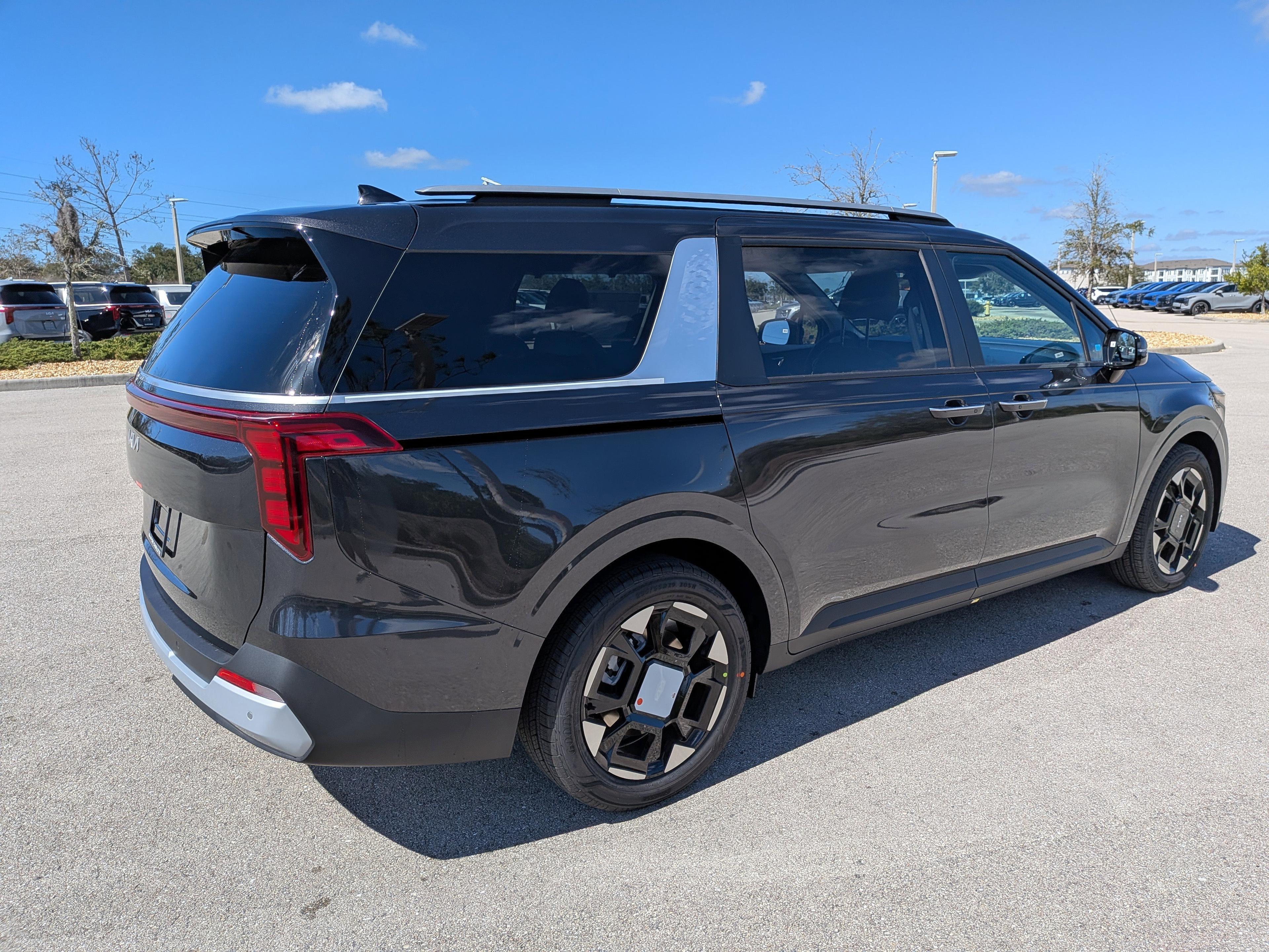 Kia Carnival Mpv Ex - Thumbnail 6