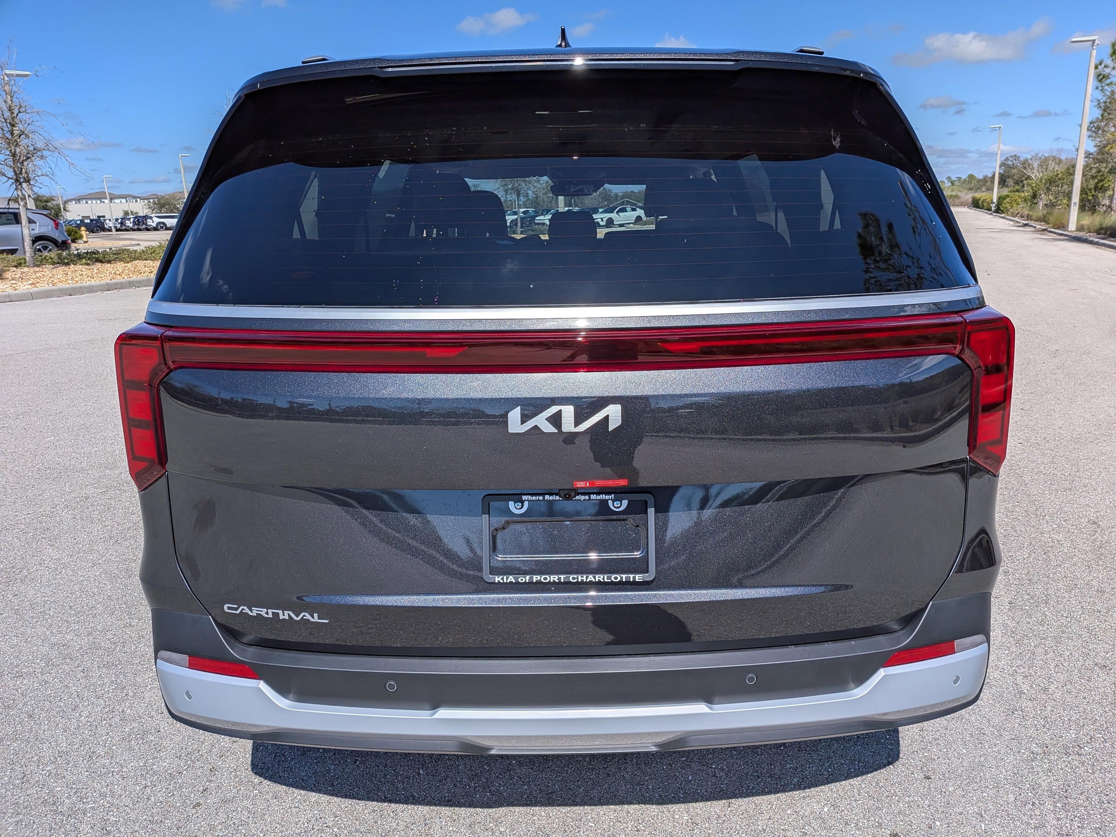 Kia Carnival Mpv Ex - Thumbnail 7