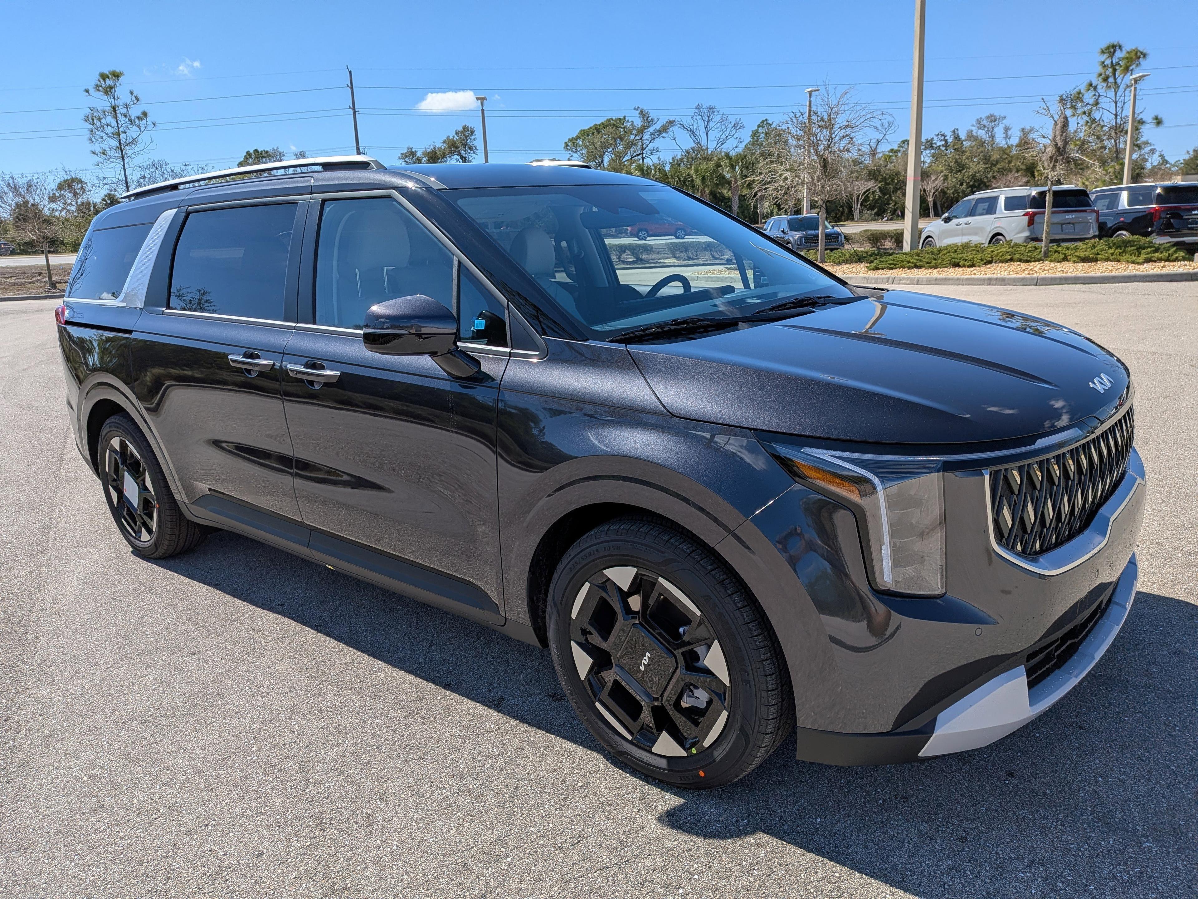 Kia Carnival Mpv Ex - Thumbnail 3