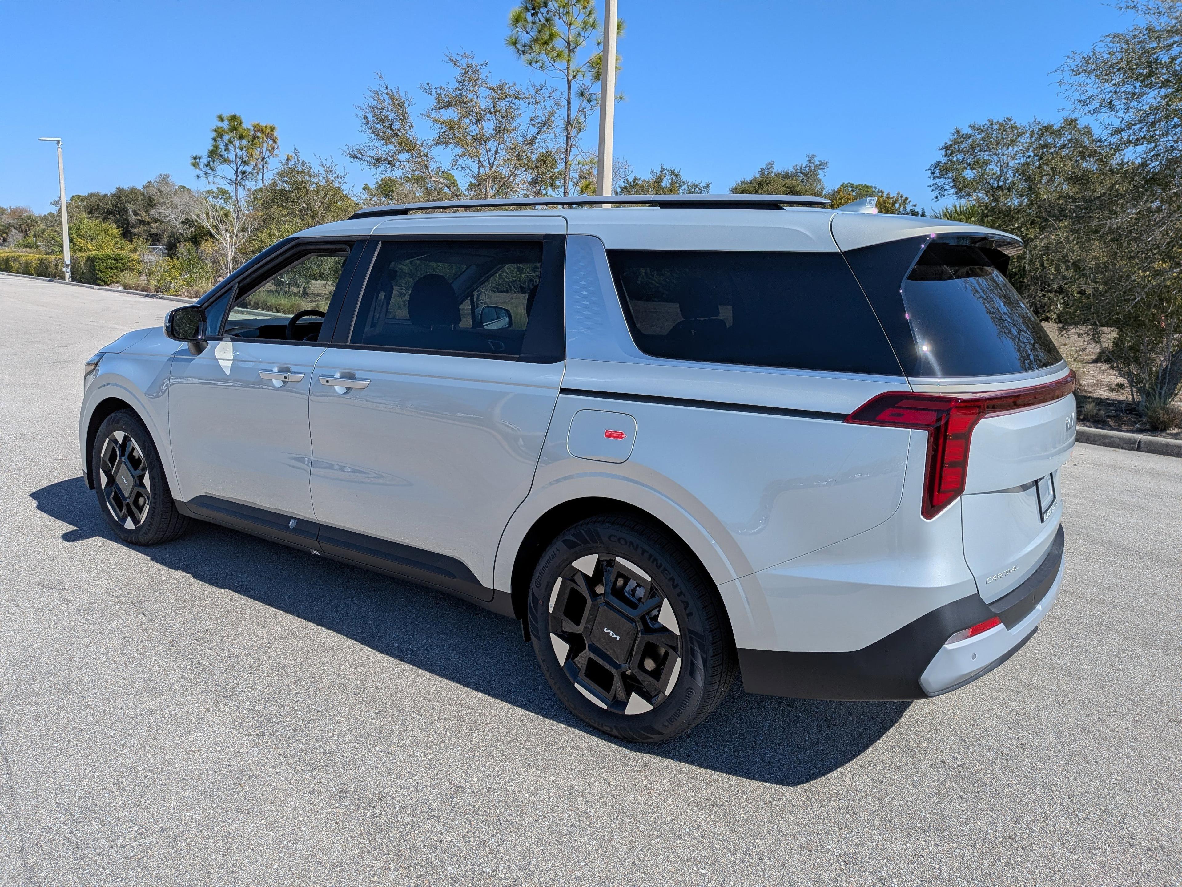 Kia Carnival Mpv Ex - Thumbnail 8